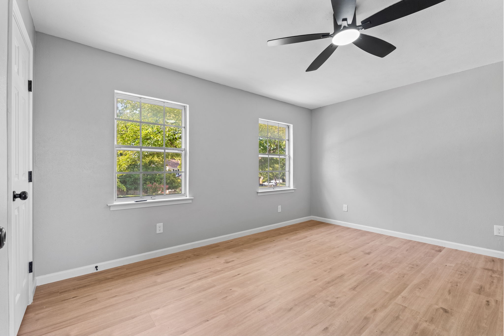 13031 Glenside Drive