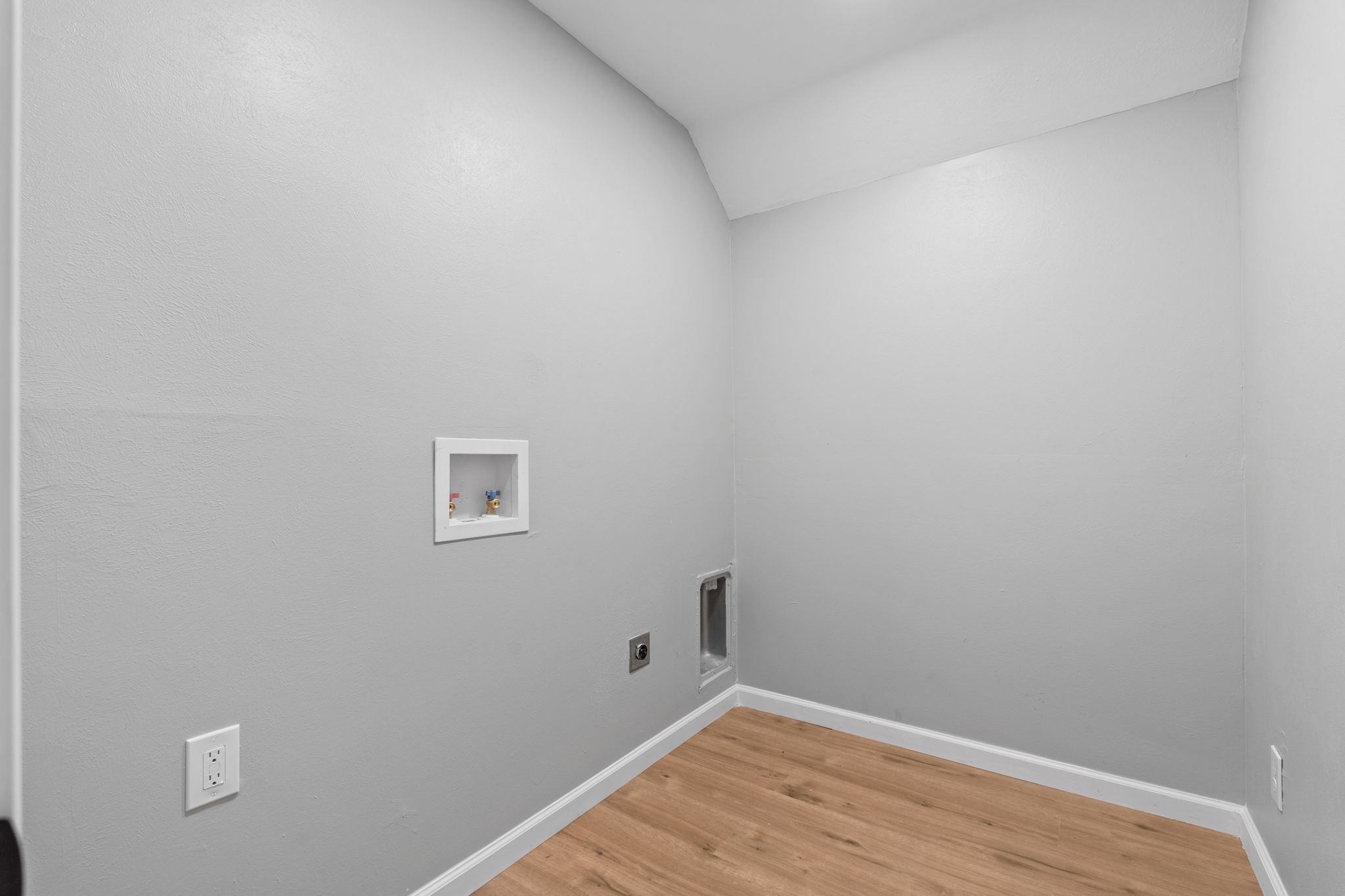 13031 Glenside Drive