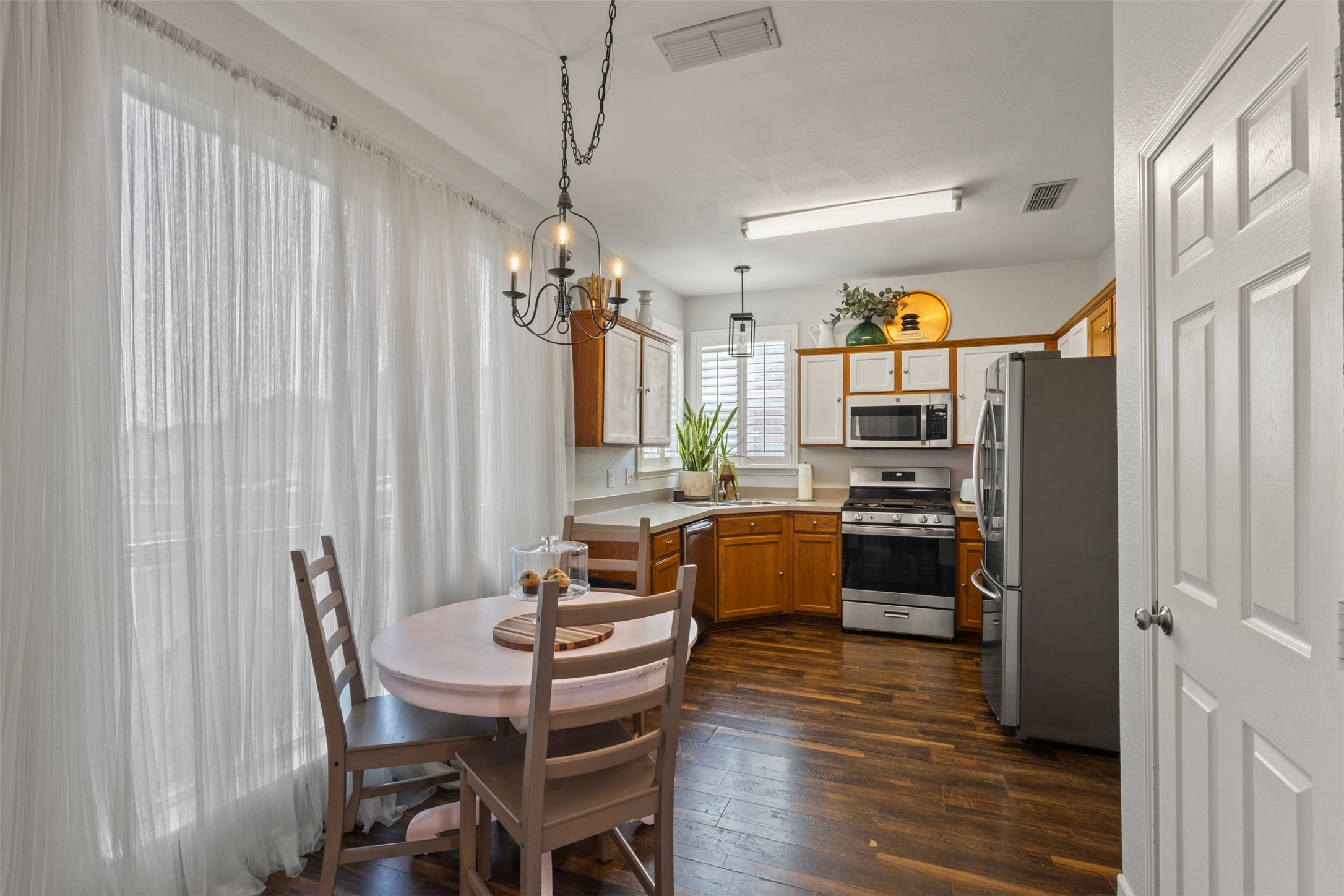 6900 Chaco Trail