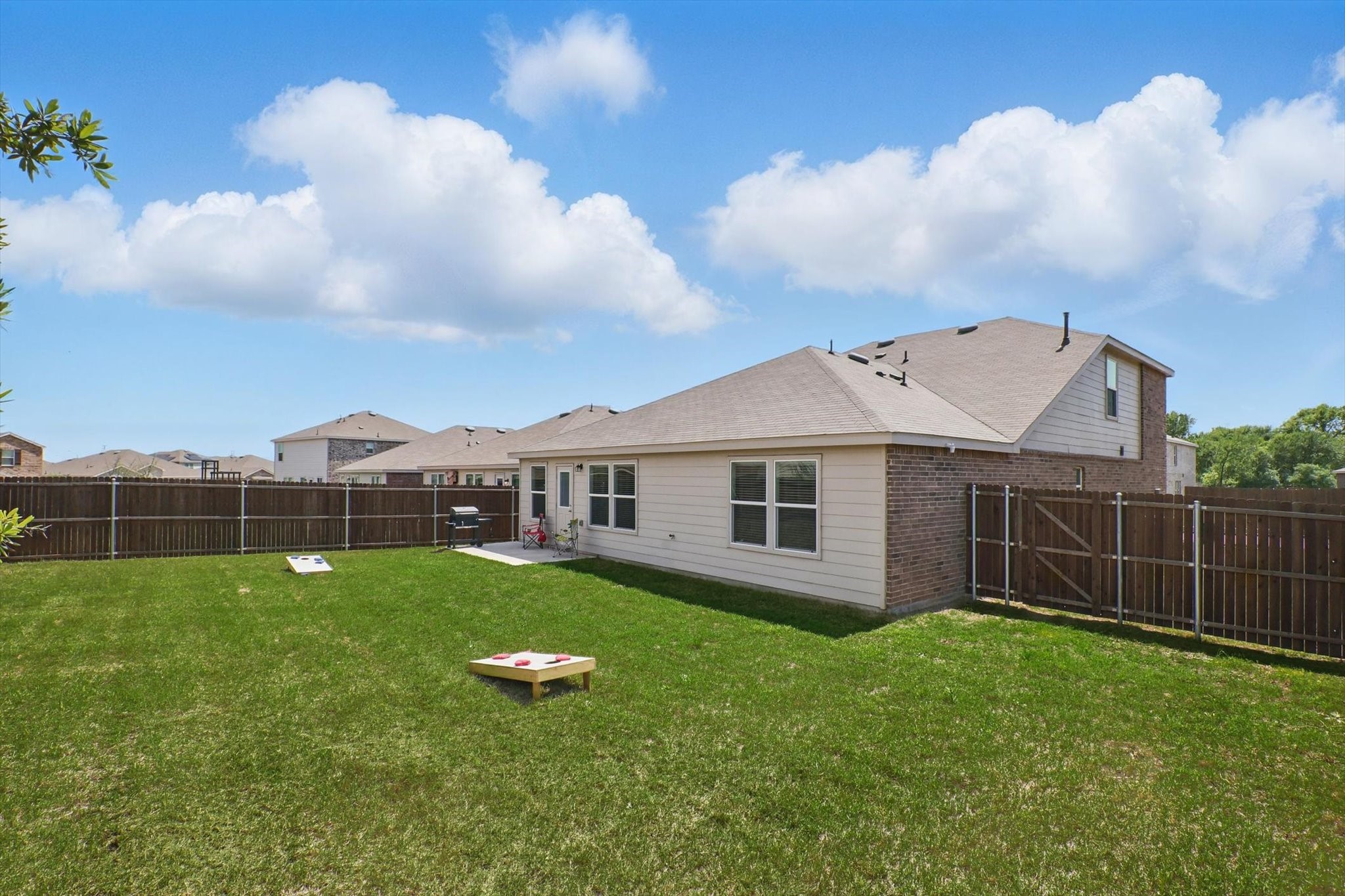 1012 Binney