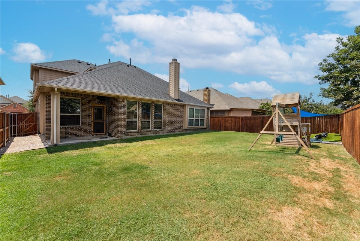 713 Lighthouse Lane