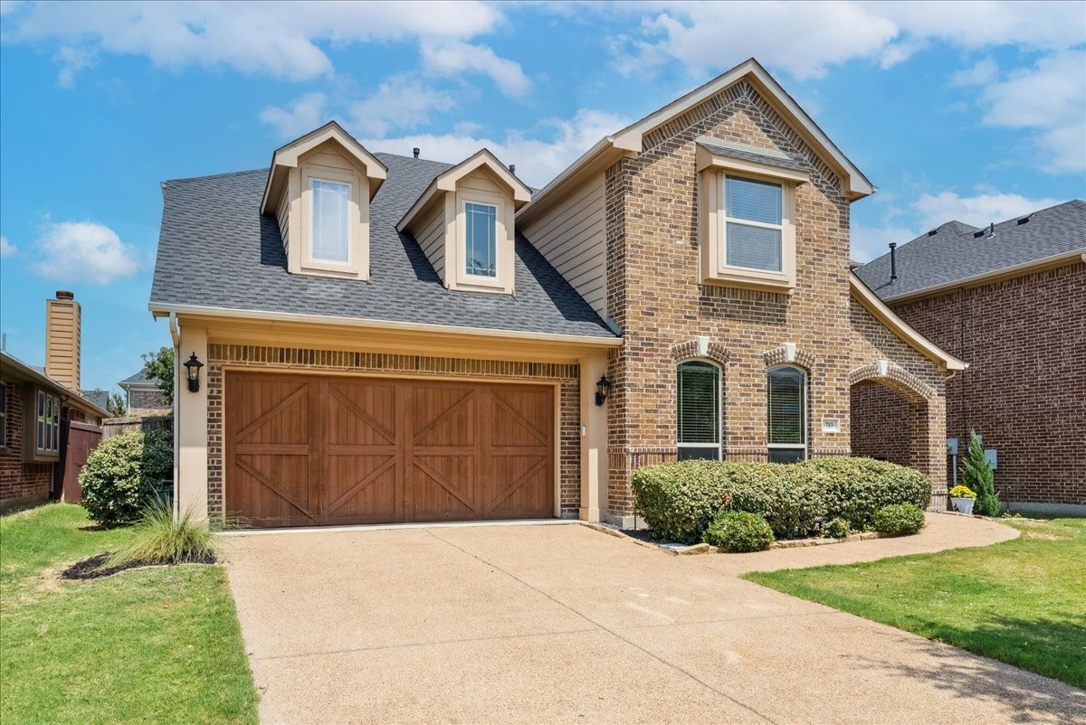 713 Lighthouse Lane