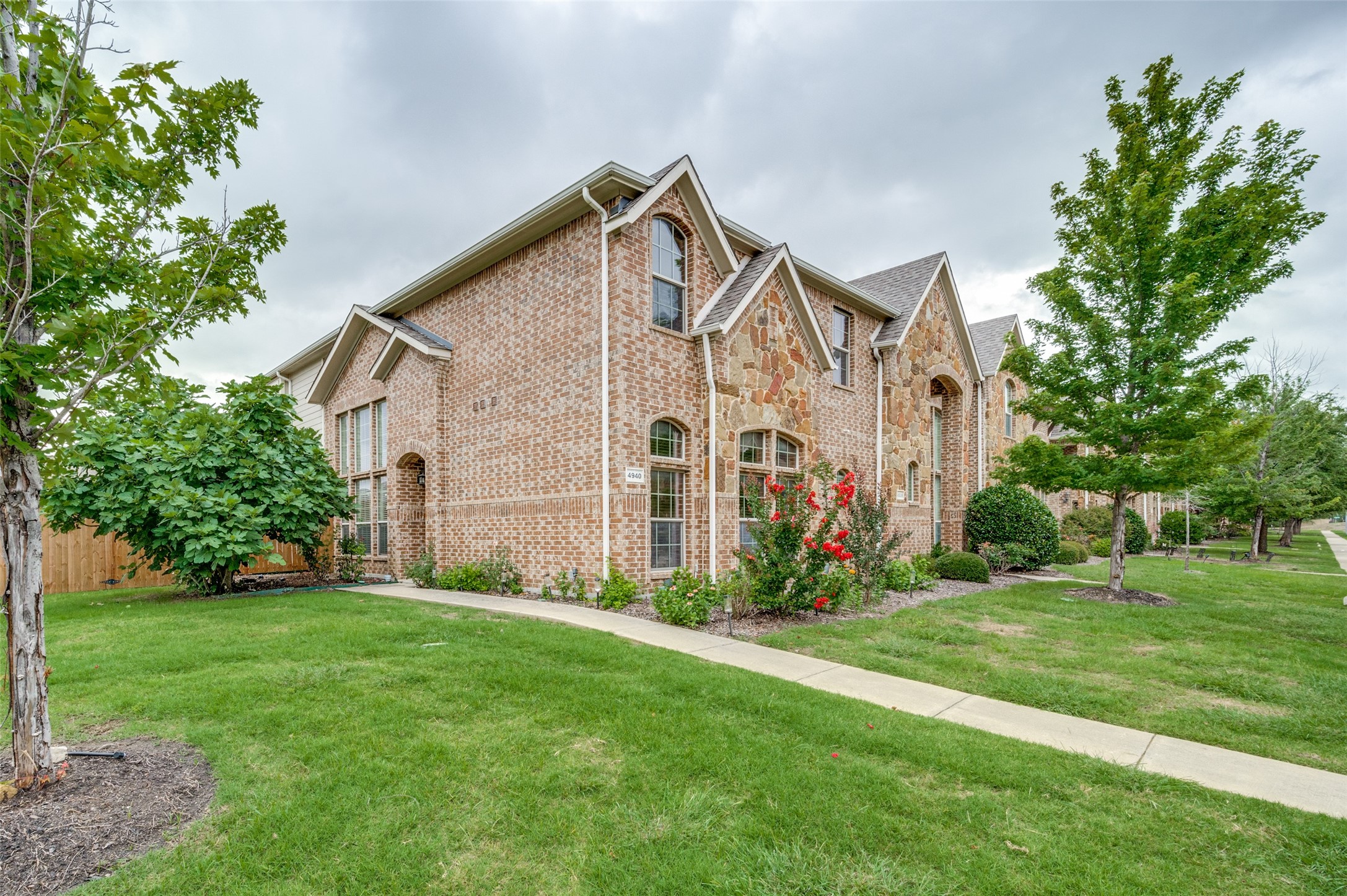 4940 Empire Way