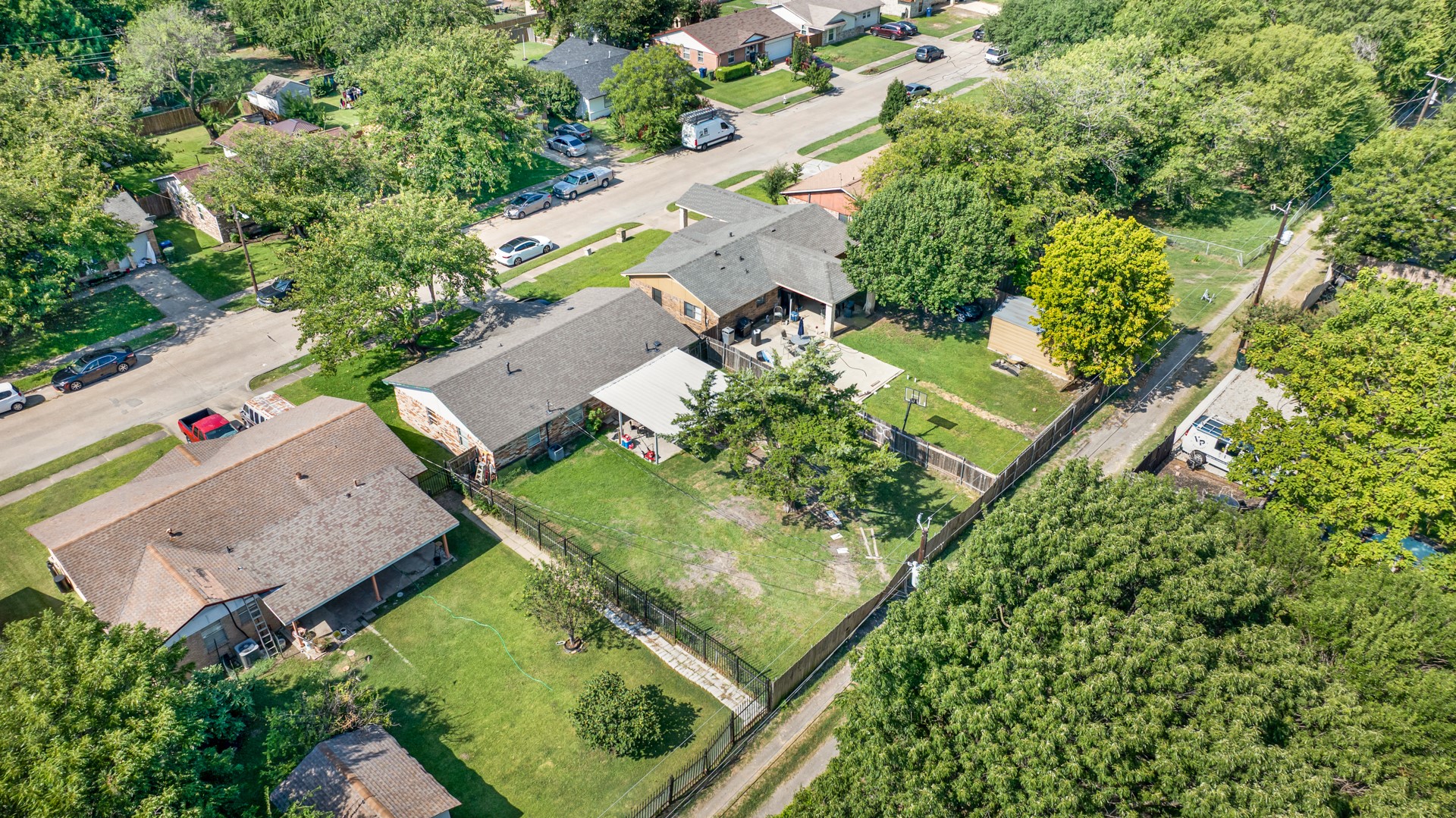 1209 Bay Shore Drive