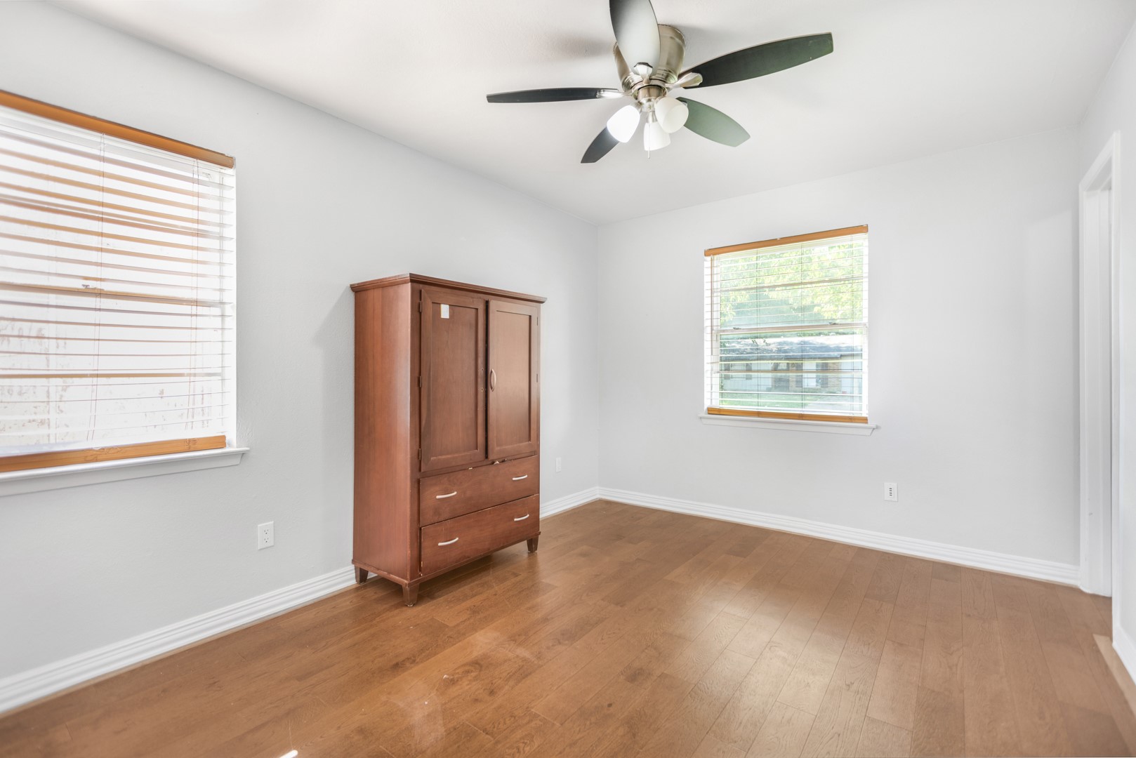 1209 Bay Shore Drive