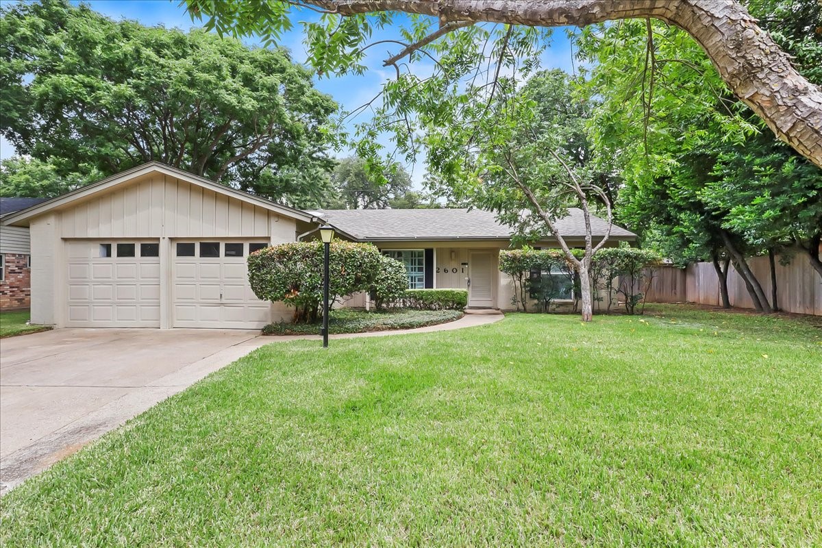 2601 Blackwood Drive