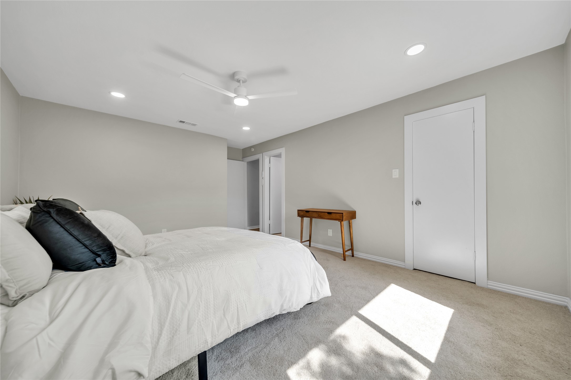 1836 Spanish Trail