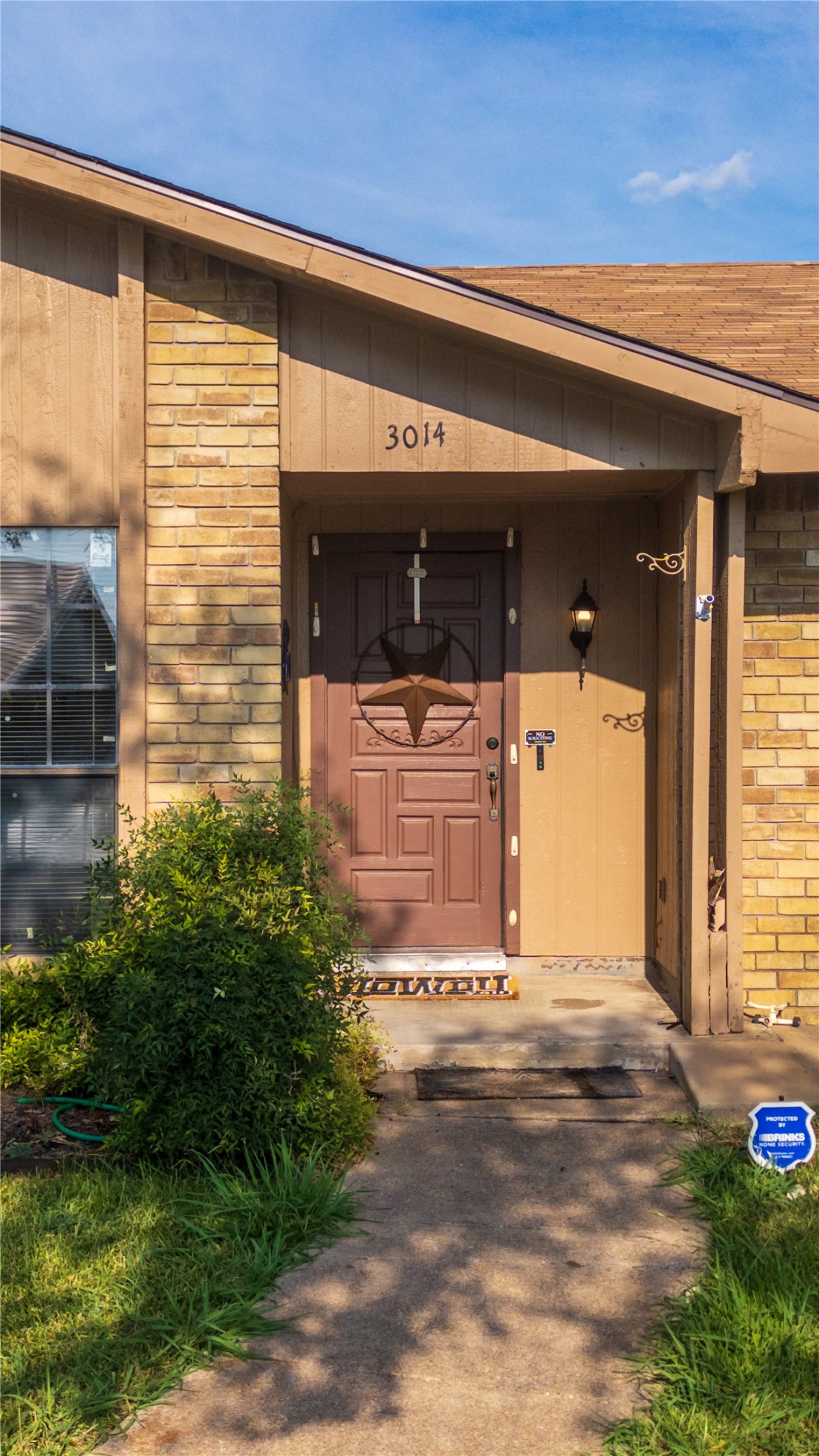 3014 Rockett Drive