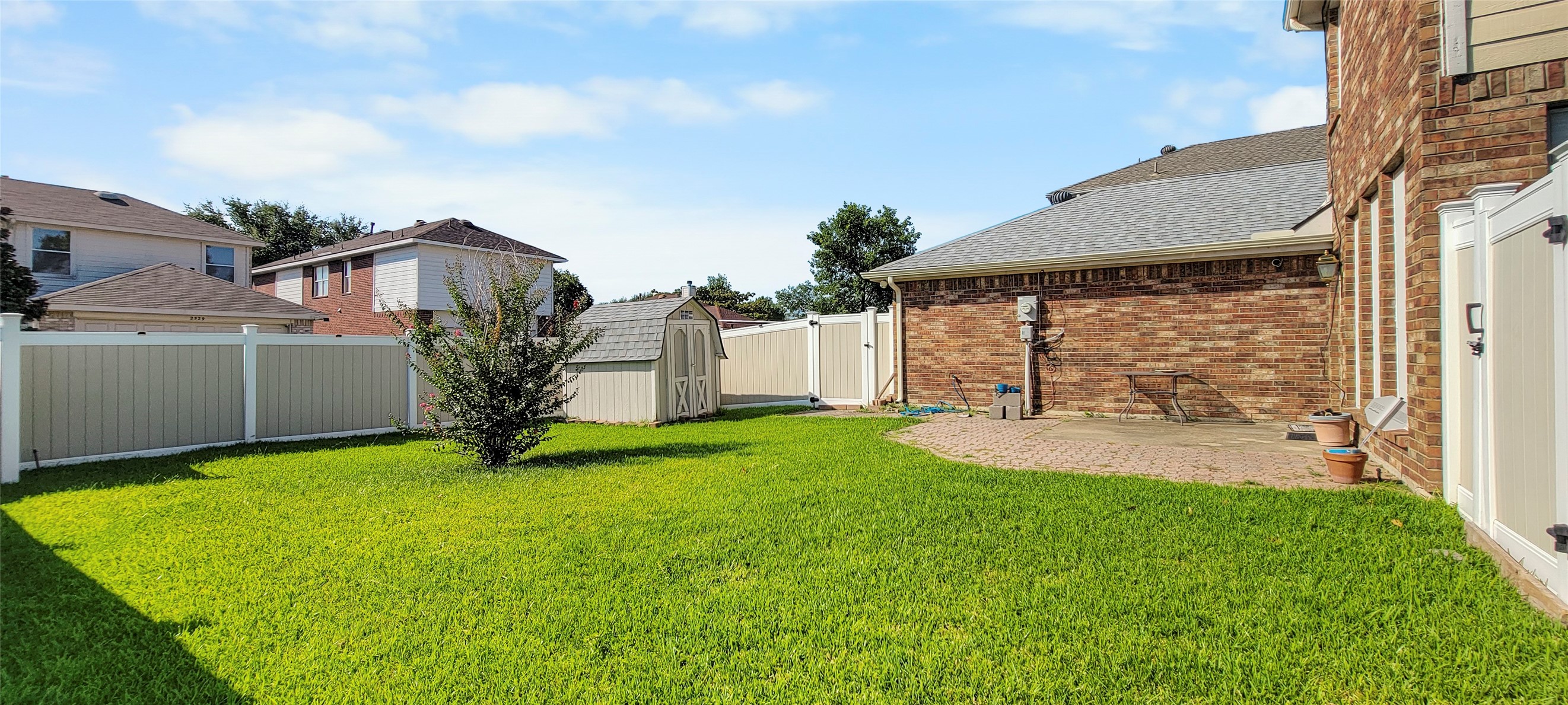 2530 Decoy Drive