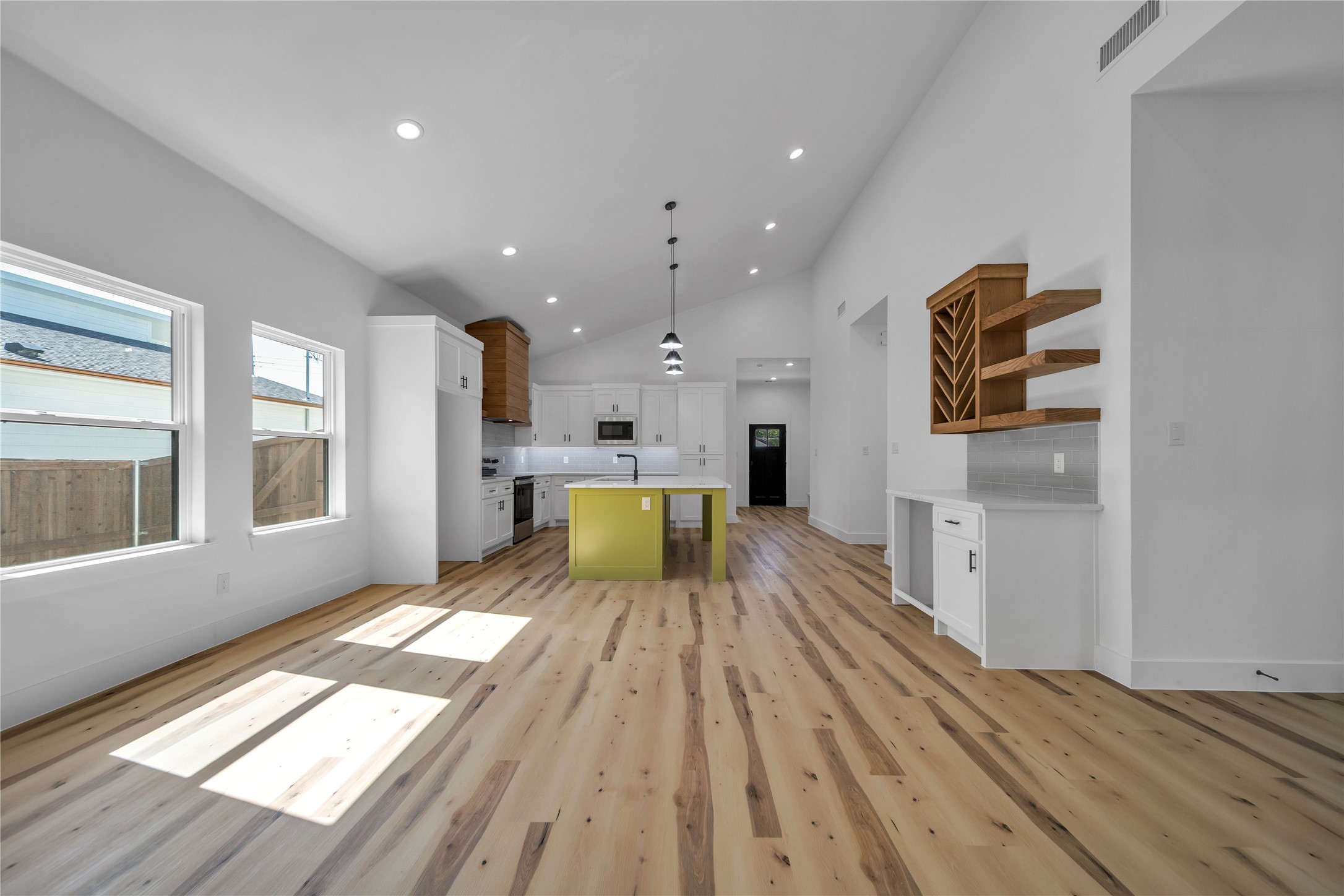 1306 Hemphill Street