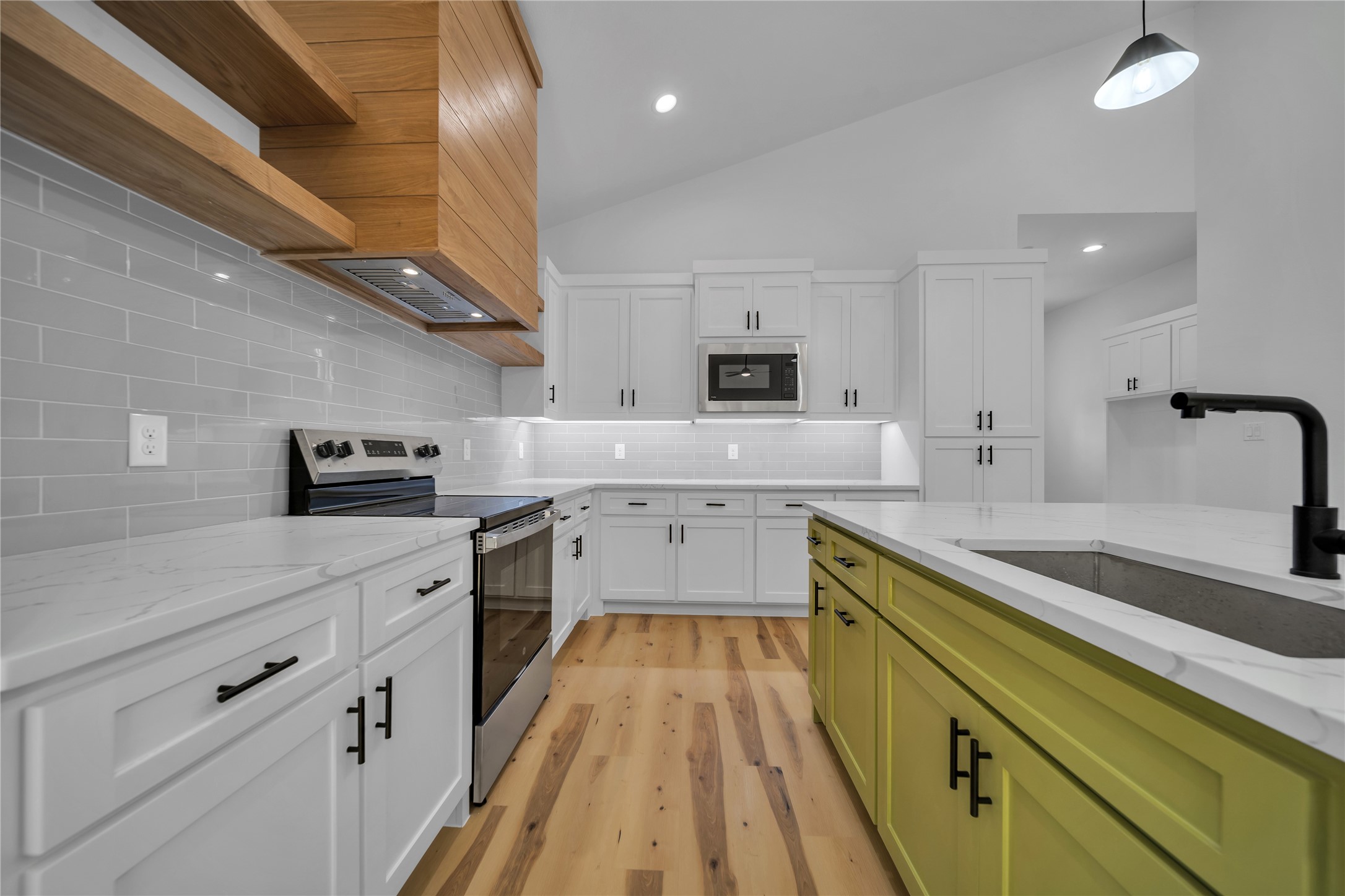 1306 Hemphill Street