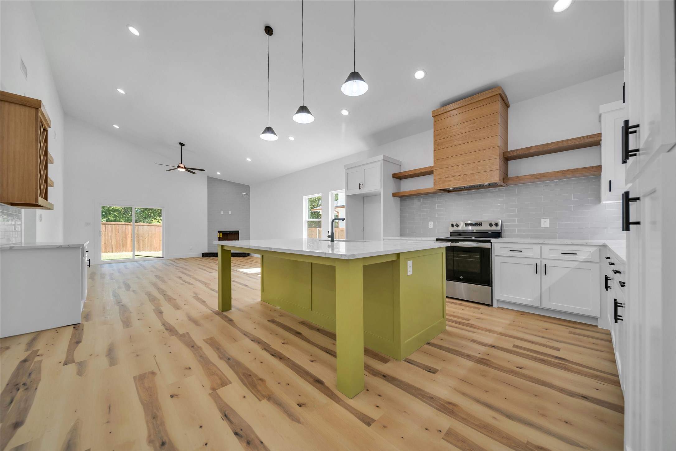 1306 Hemphill Street