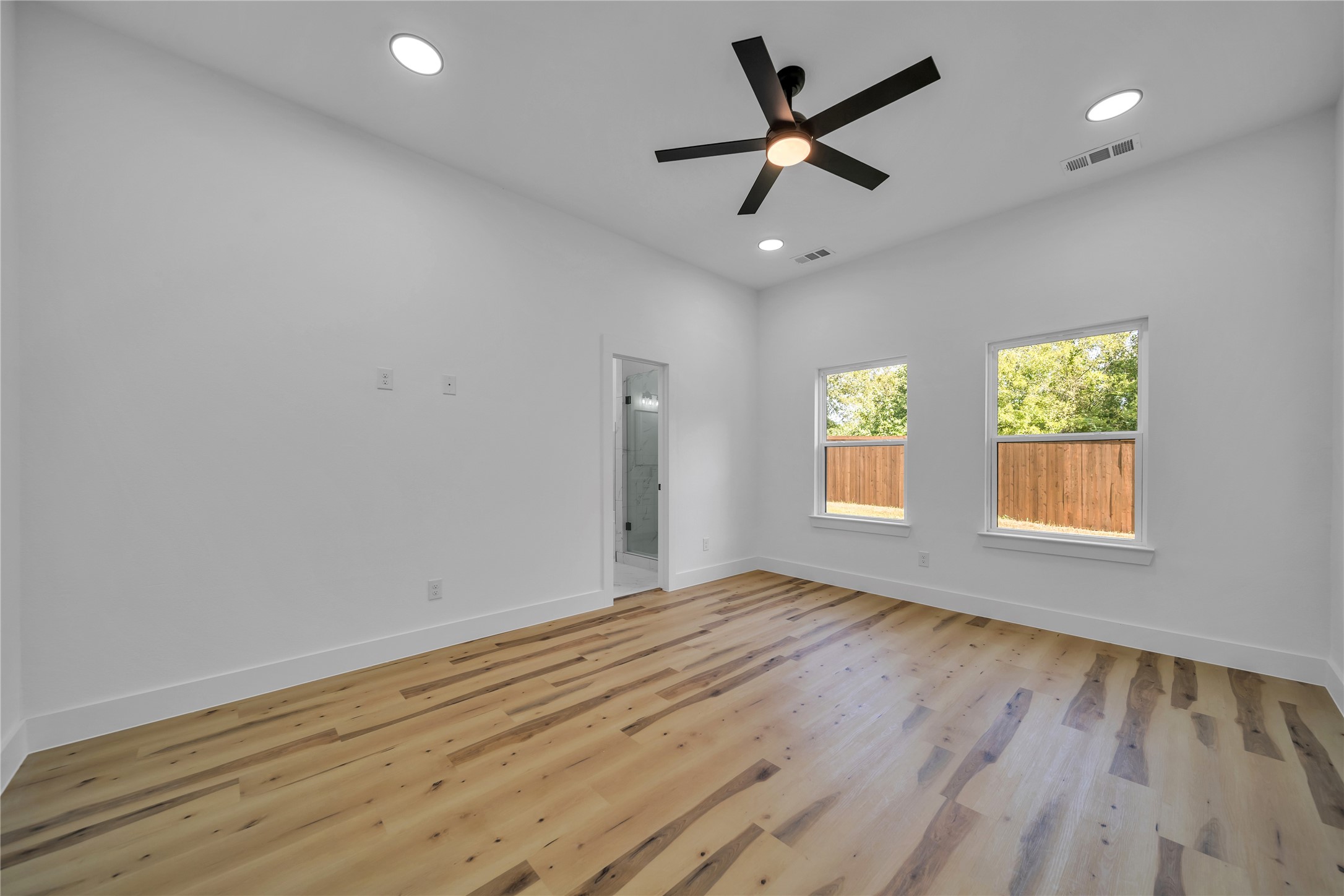 1306 Hemphill Street