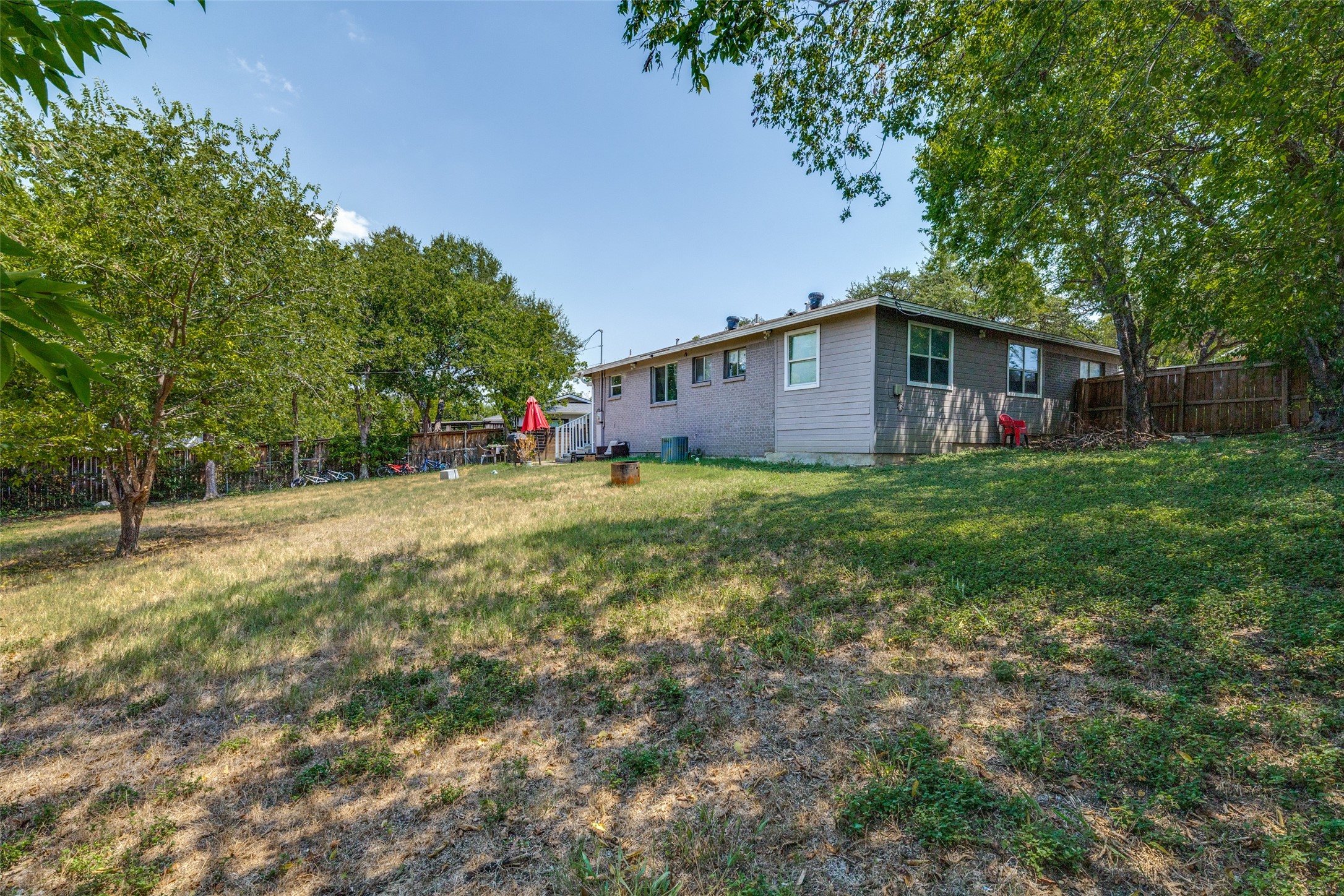 4233 Ridgecrest Circle