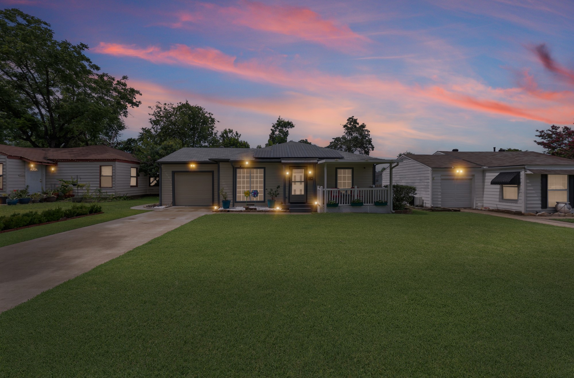 1501 Cedarcrest Drive