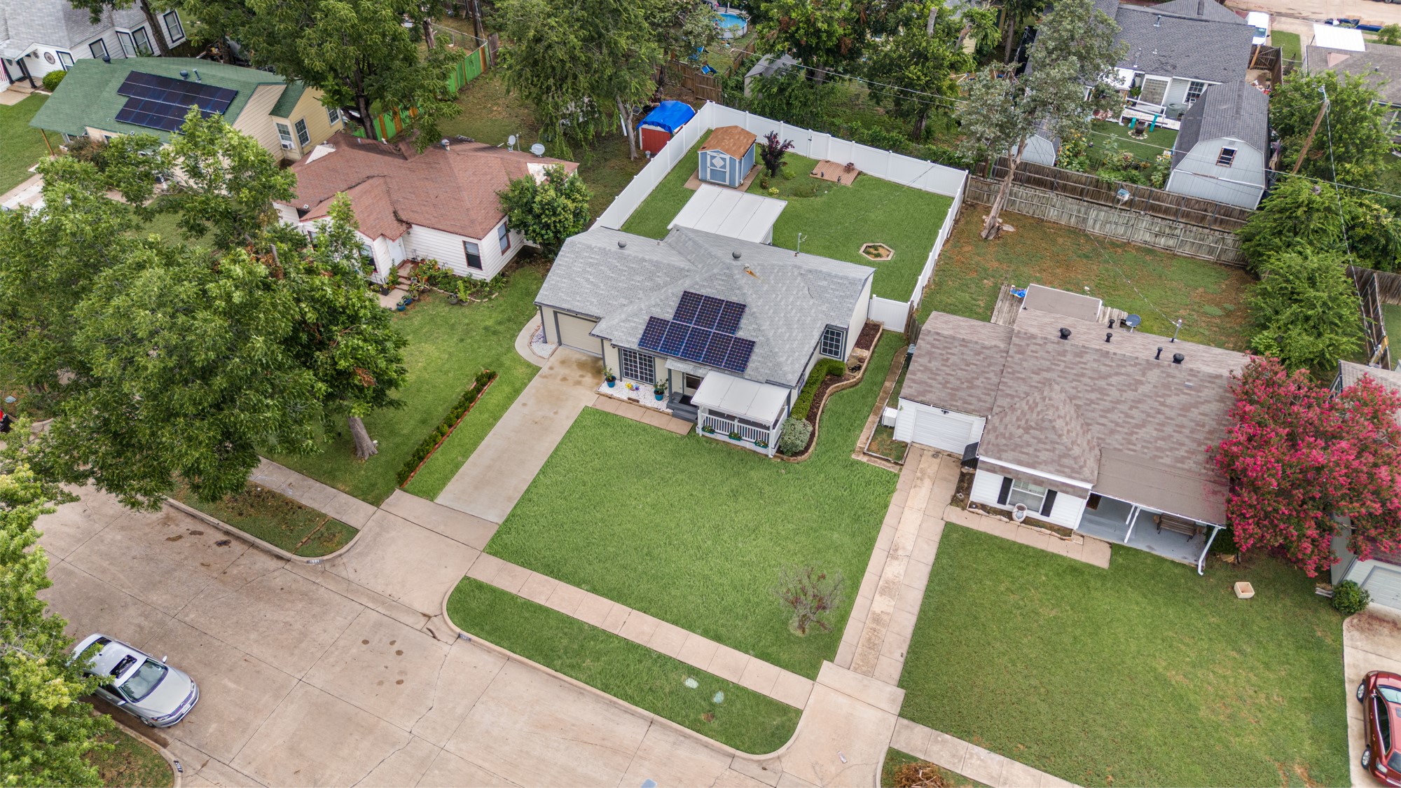 1501 Cedarcrest Drive