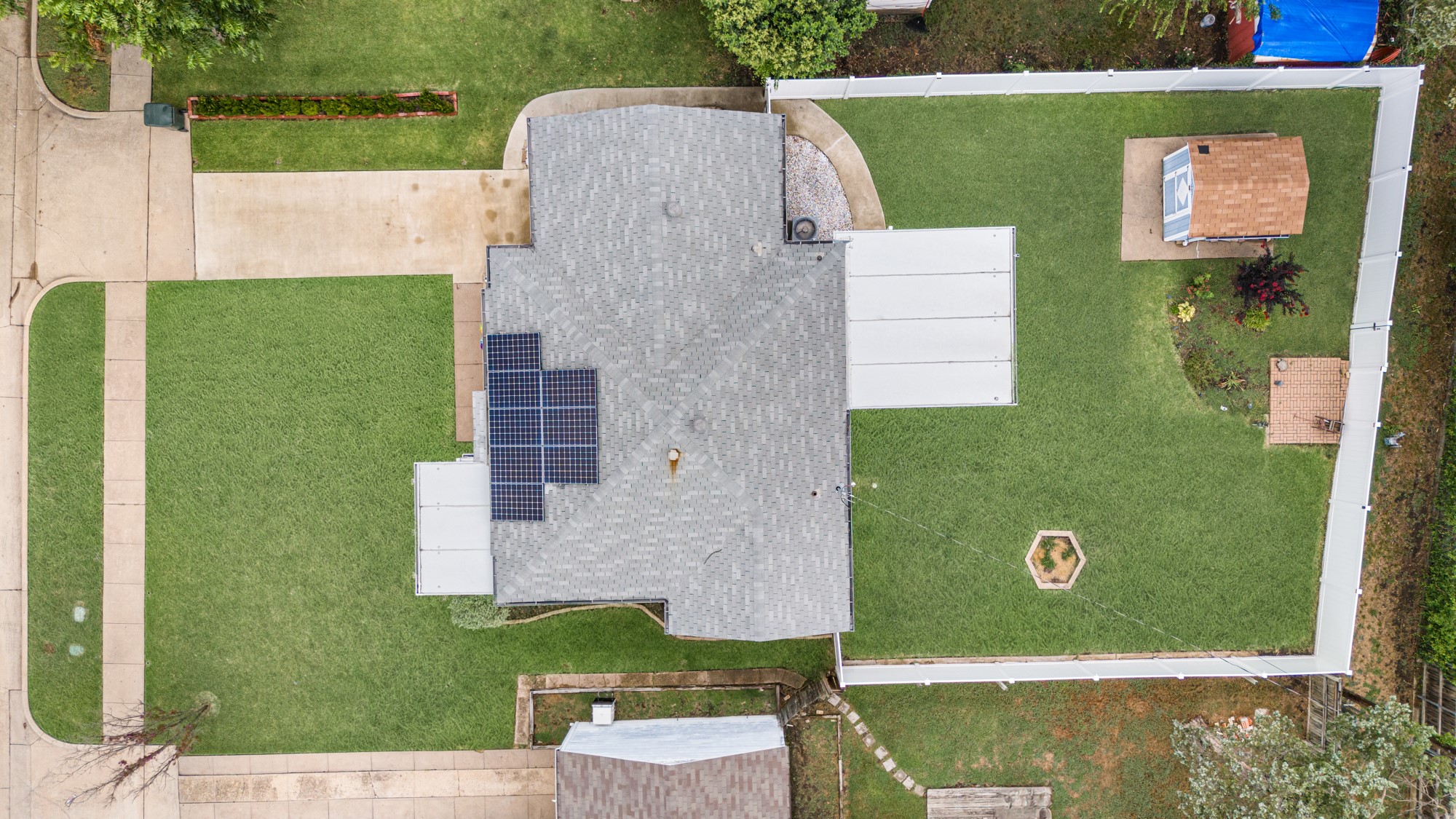 1501 Cedarcrest Drive