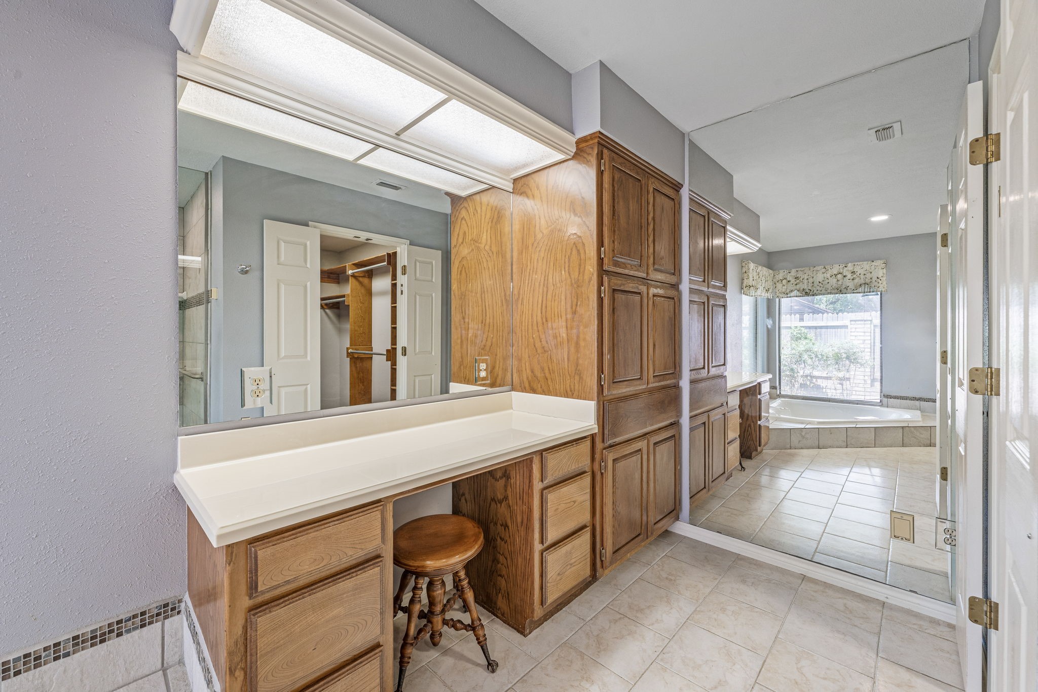 1437 Pecan Hill Road