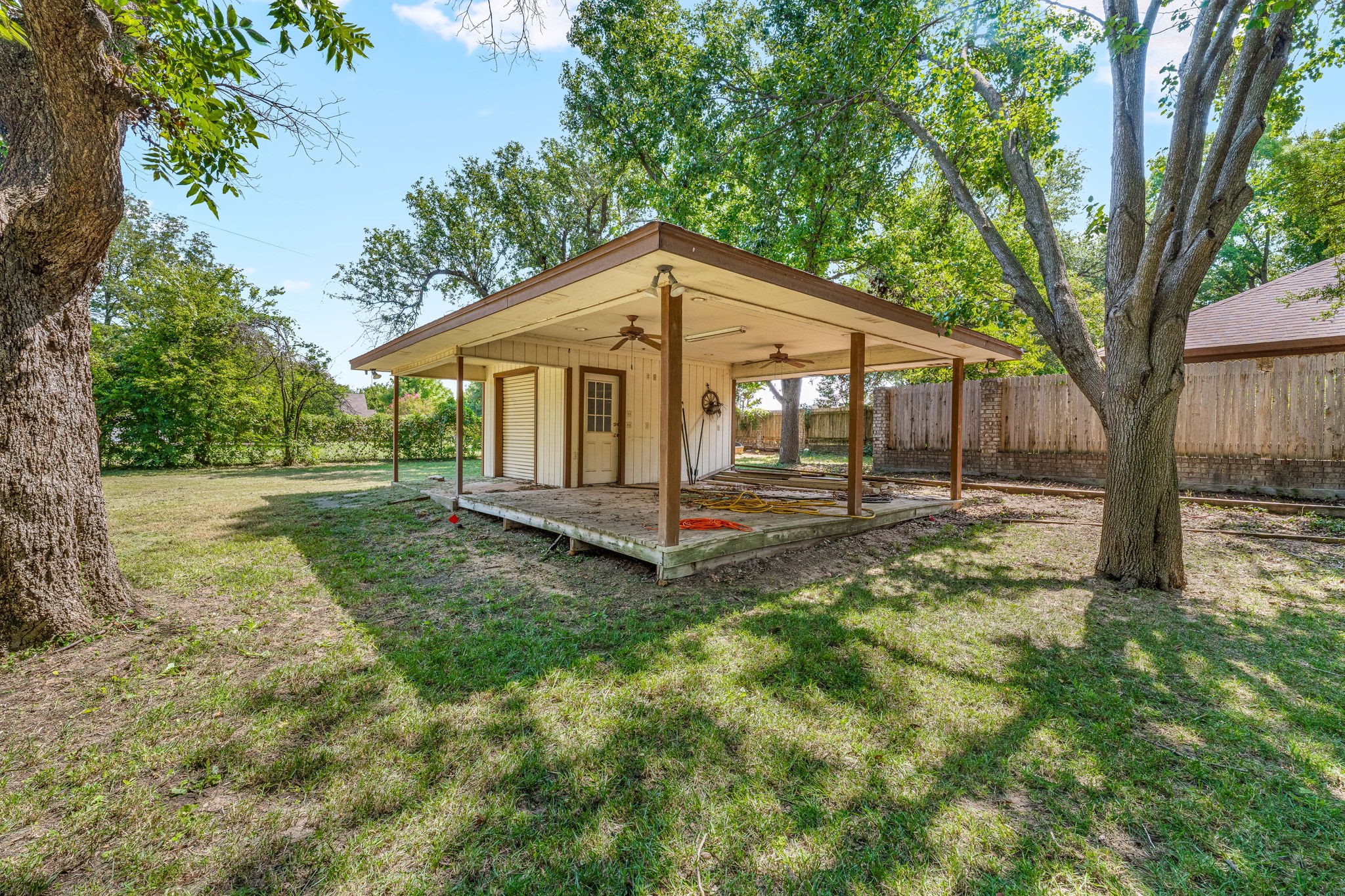 1437 Pecan Hill Road