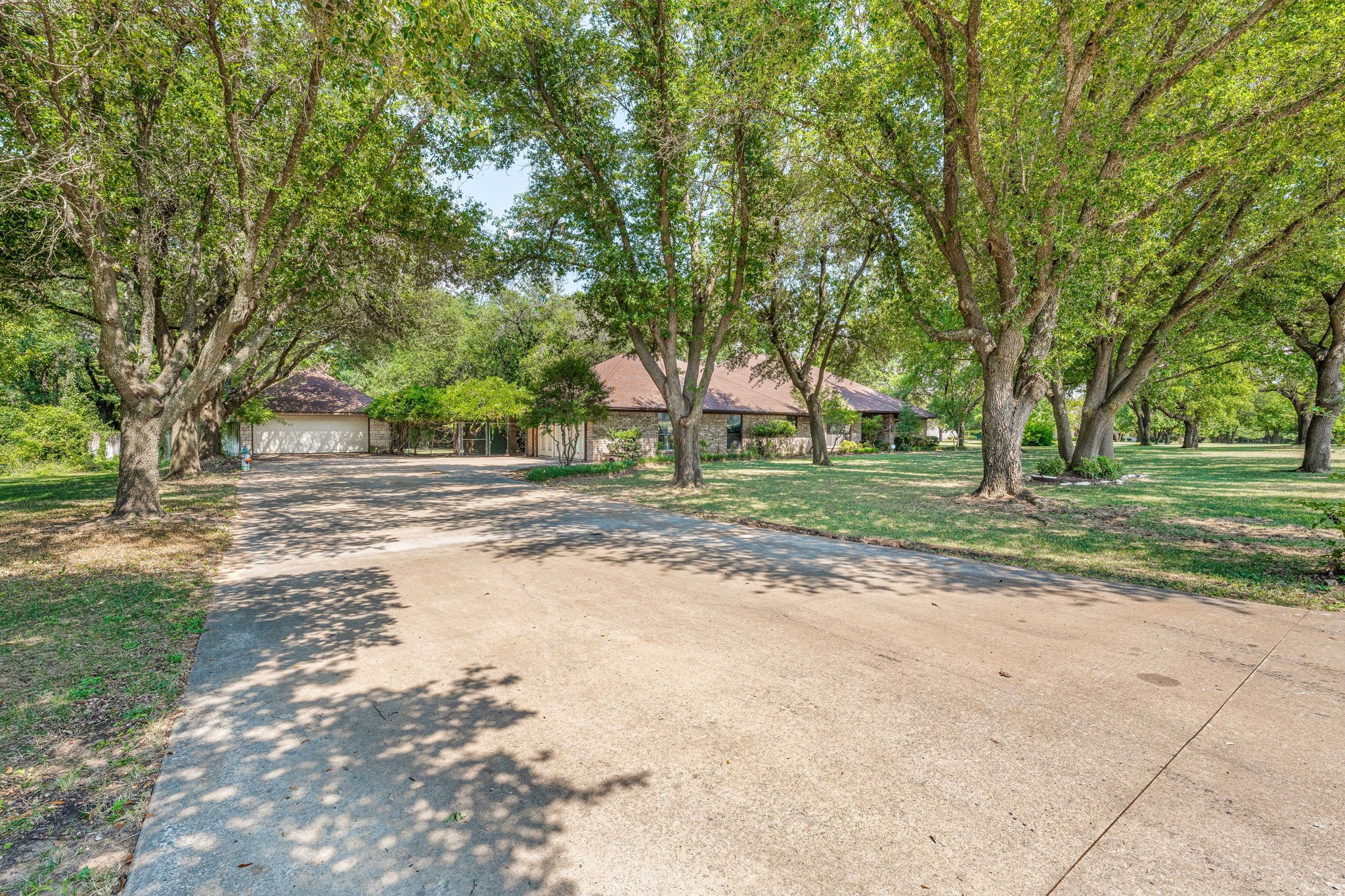 1437 Pecan Hill Road