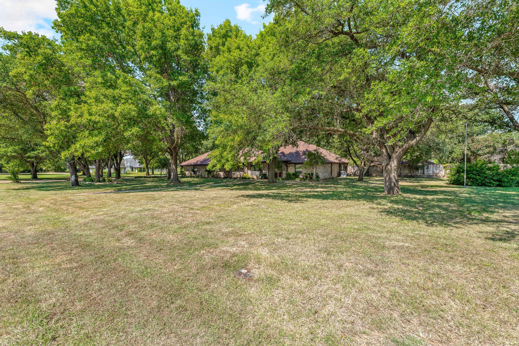 1437 Pecan Hill Road