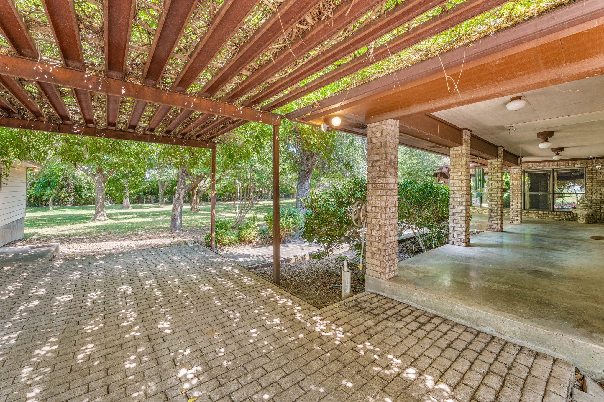 1437 Pecan Hill Road