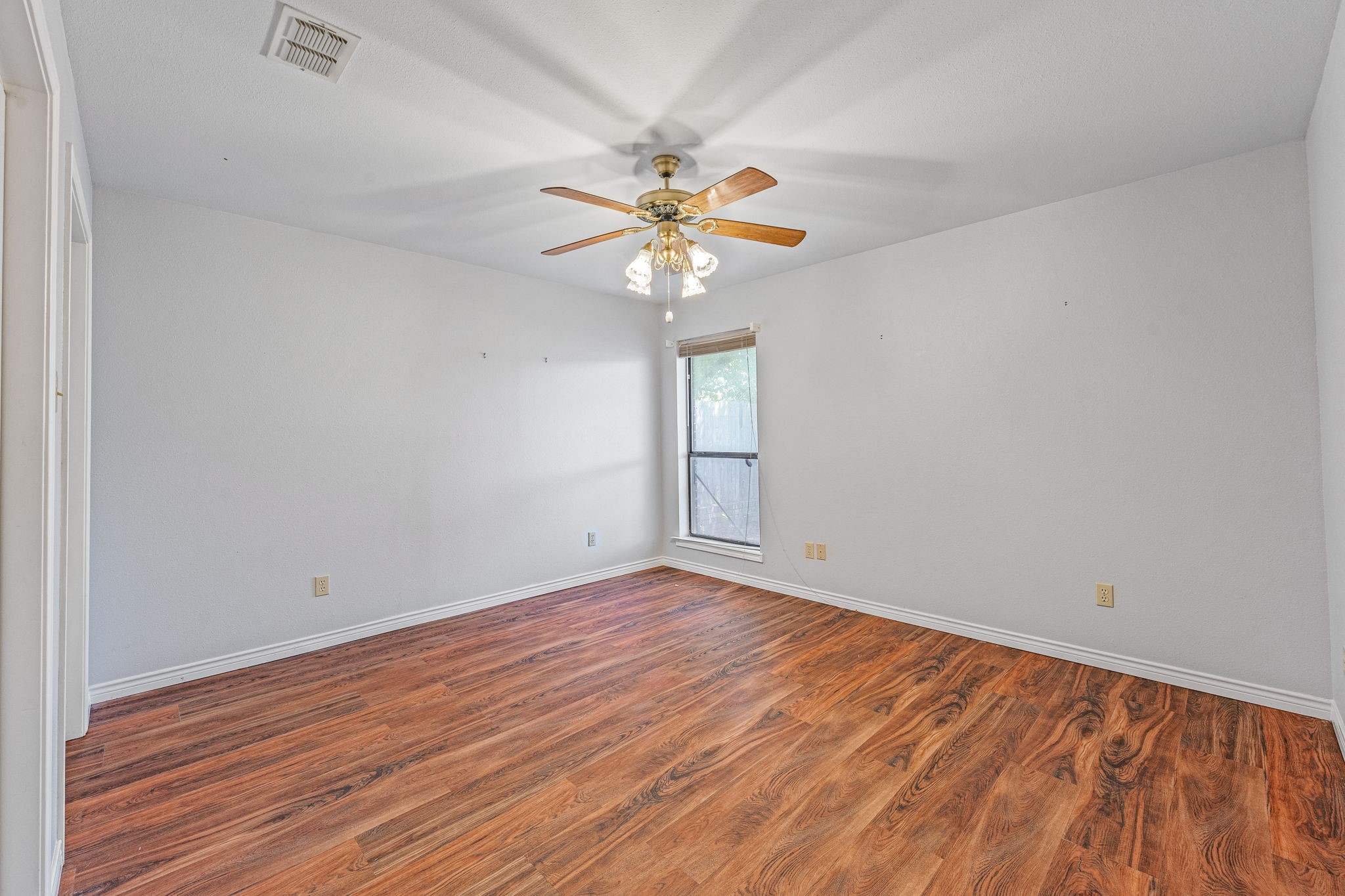1437 Pecan Hill Road