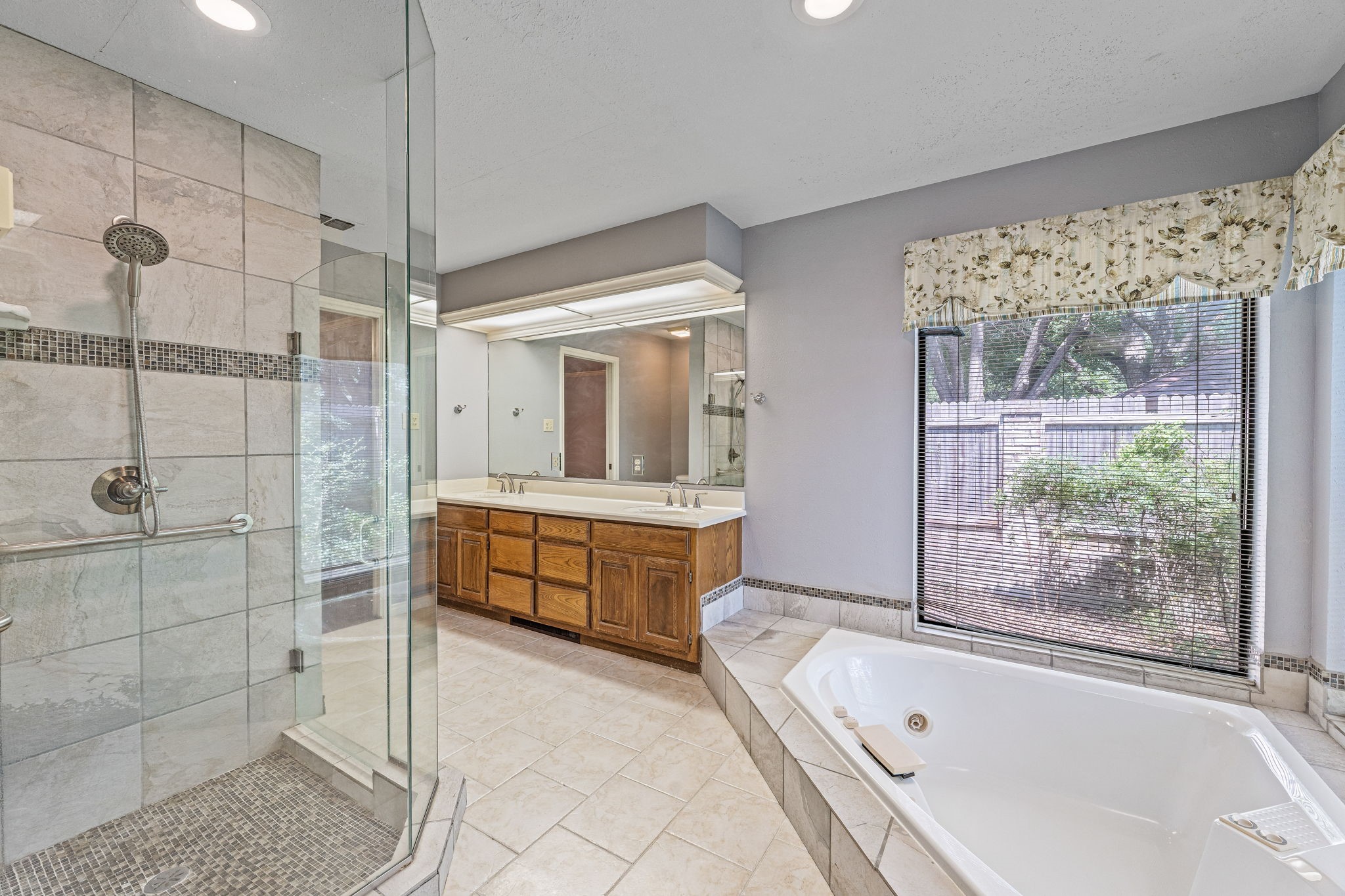 1437 Pecan Hill Road