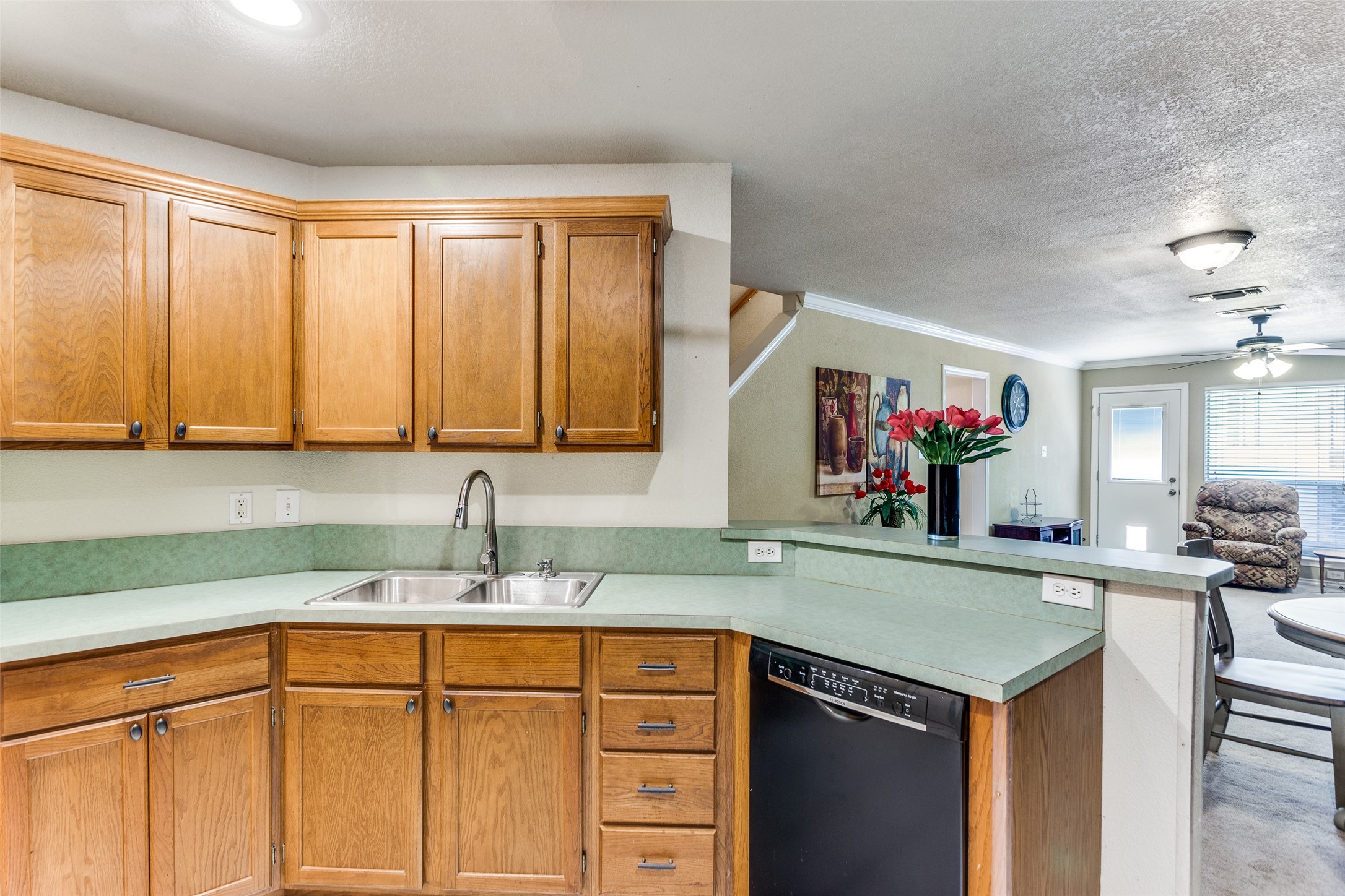 11914 & 11912 Rhulen Court