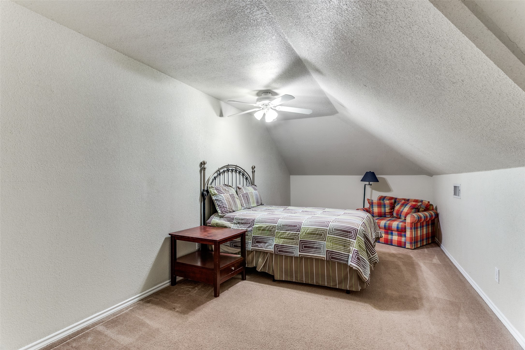 11914 & 11912 Rhulen Court