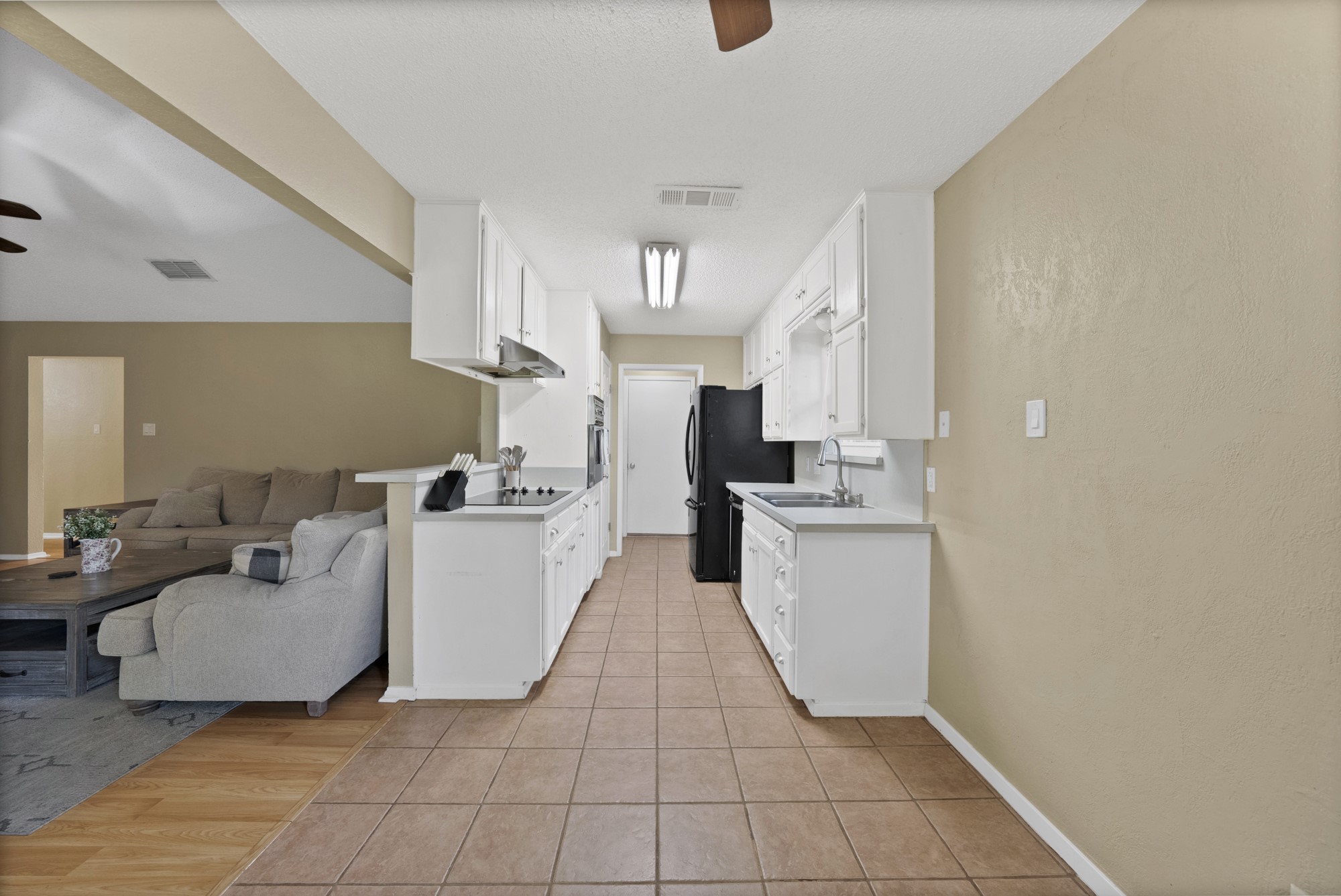 6221 Courtside Drive