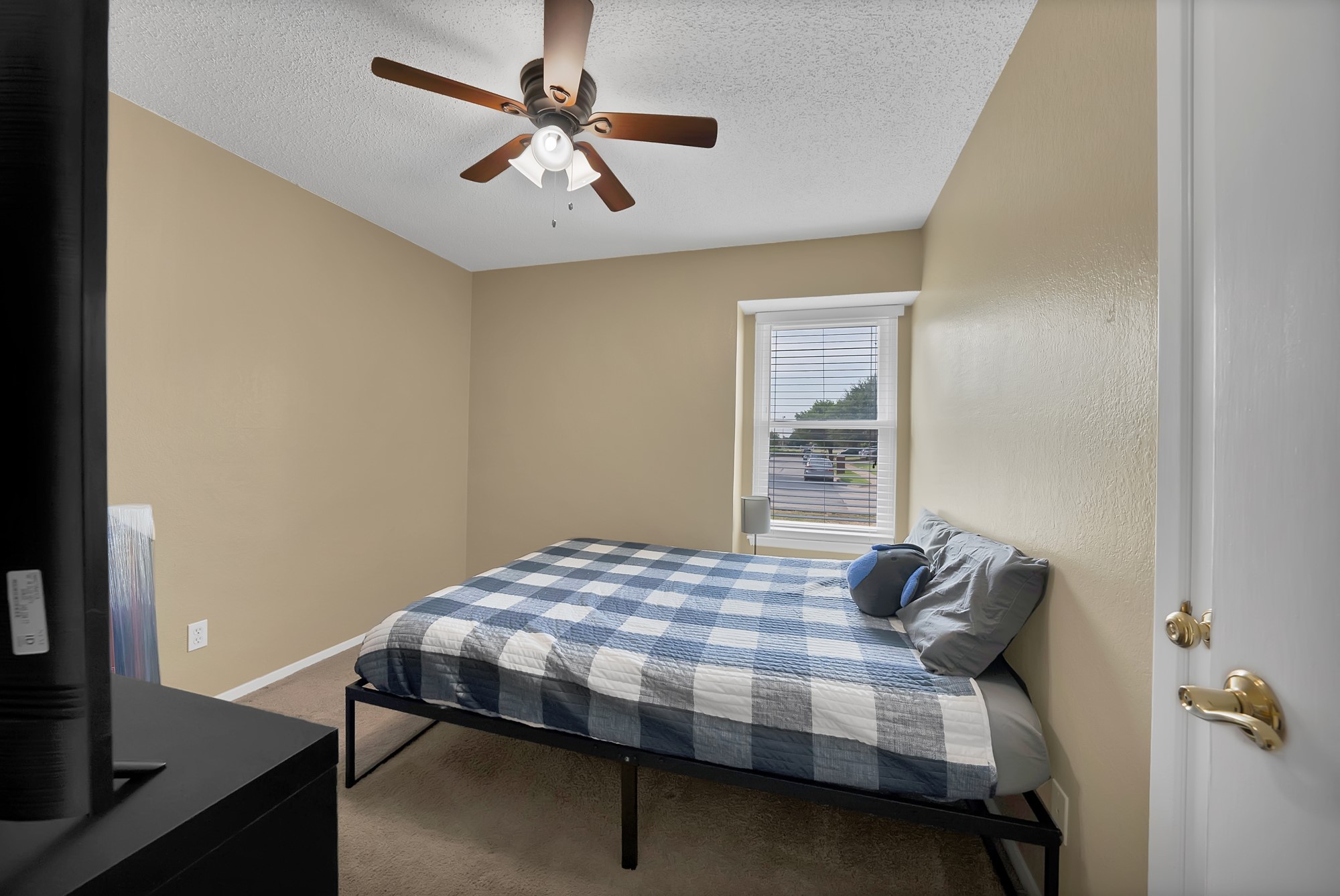 6221 Courtside Drive