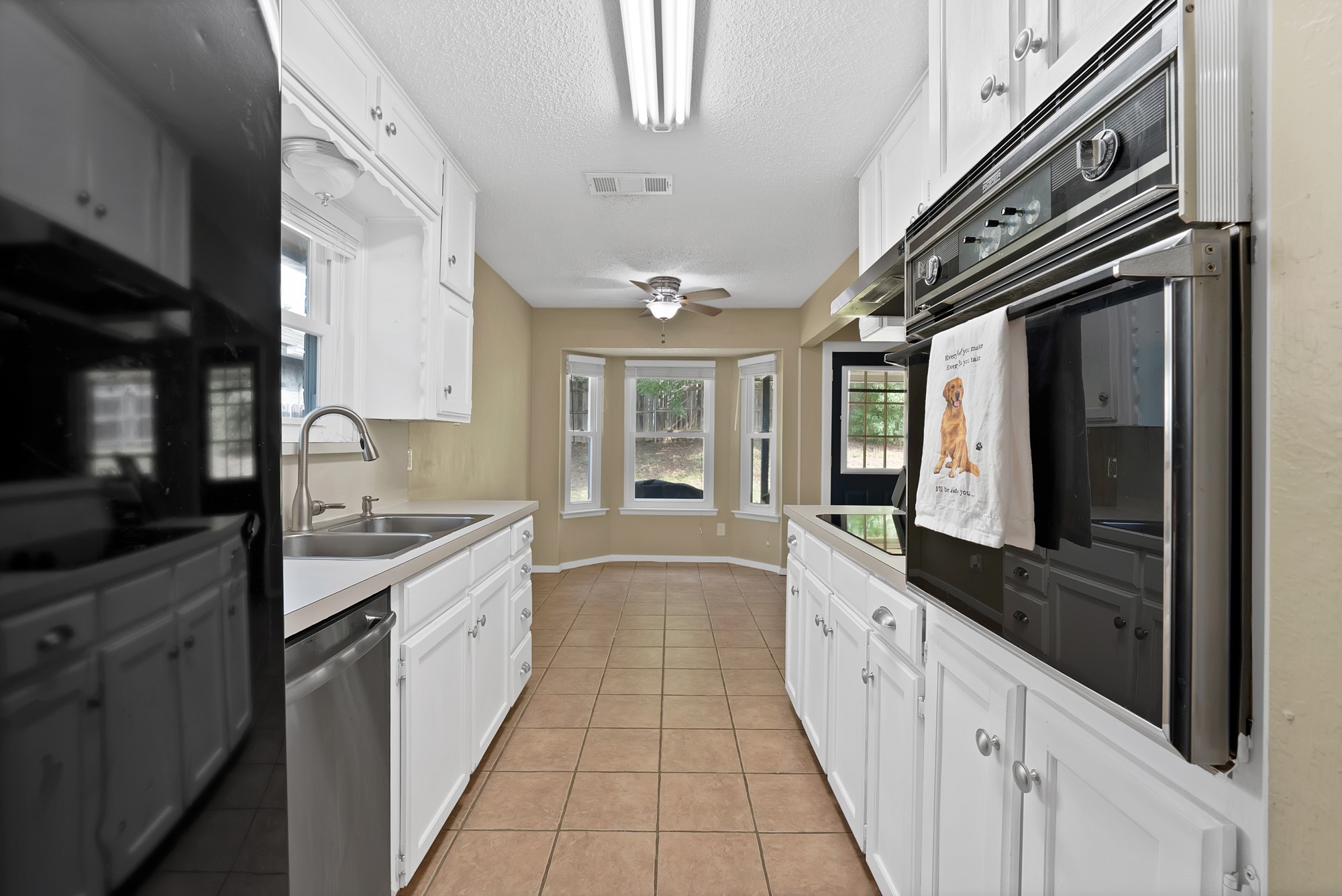 6221 Courtside Drive