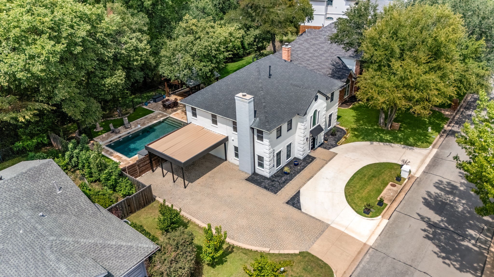 2514 Laurel Valley Lane