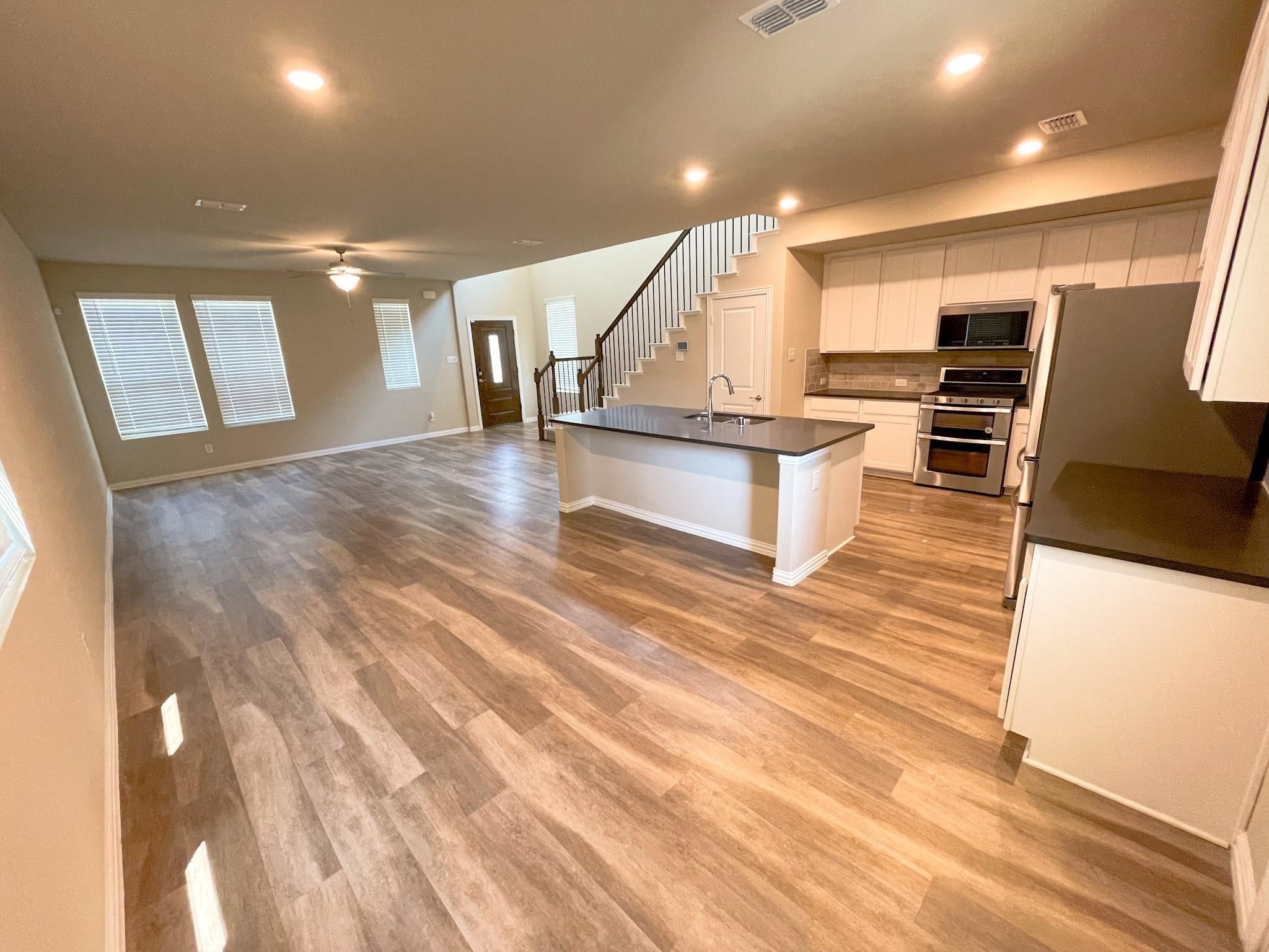 7921 Chapman Circle