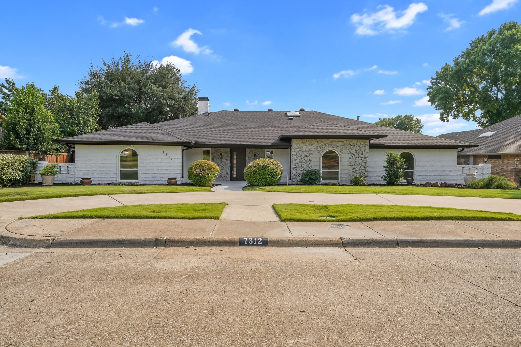 7312 Campbell Road