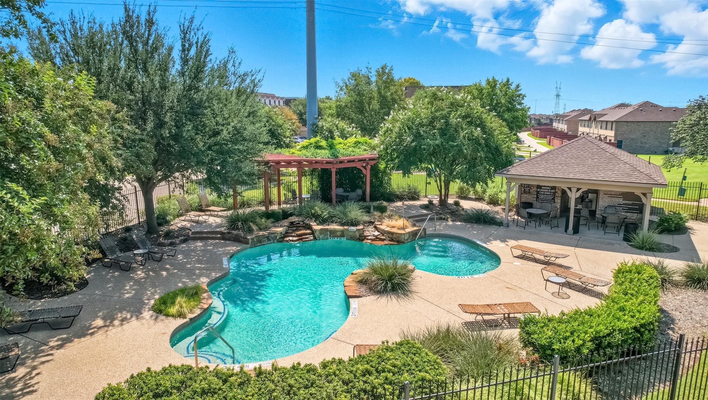 6648 Rutherford Road
