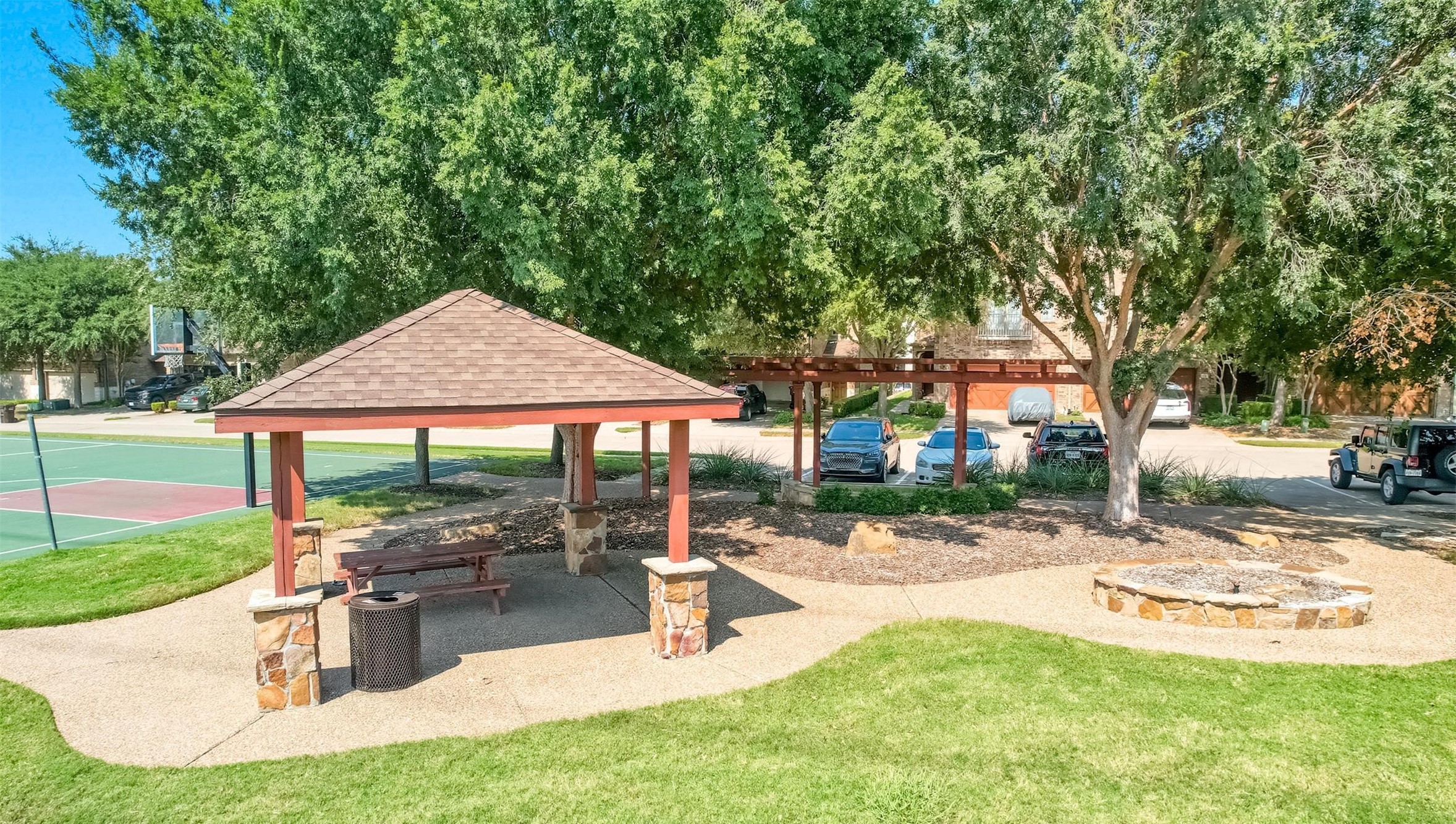 6648 Rutherford Road