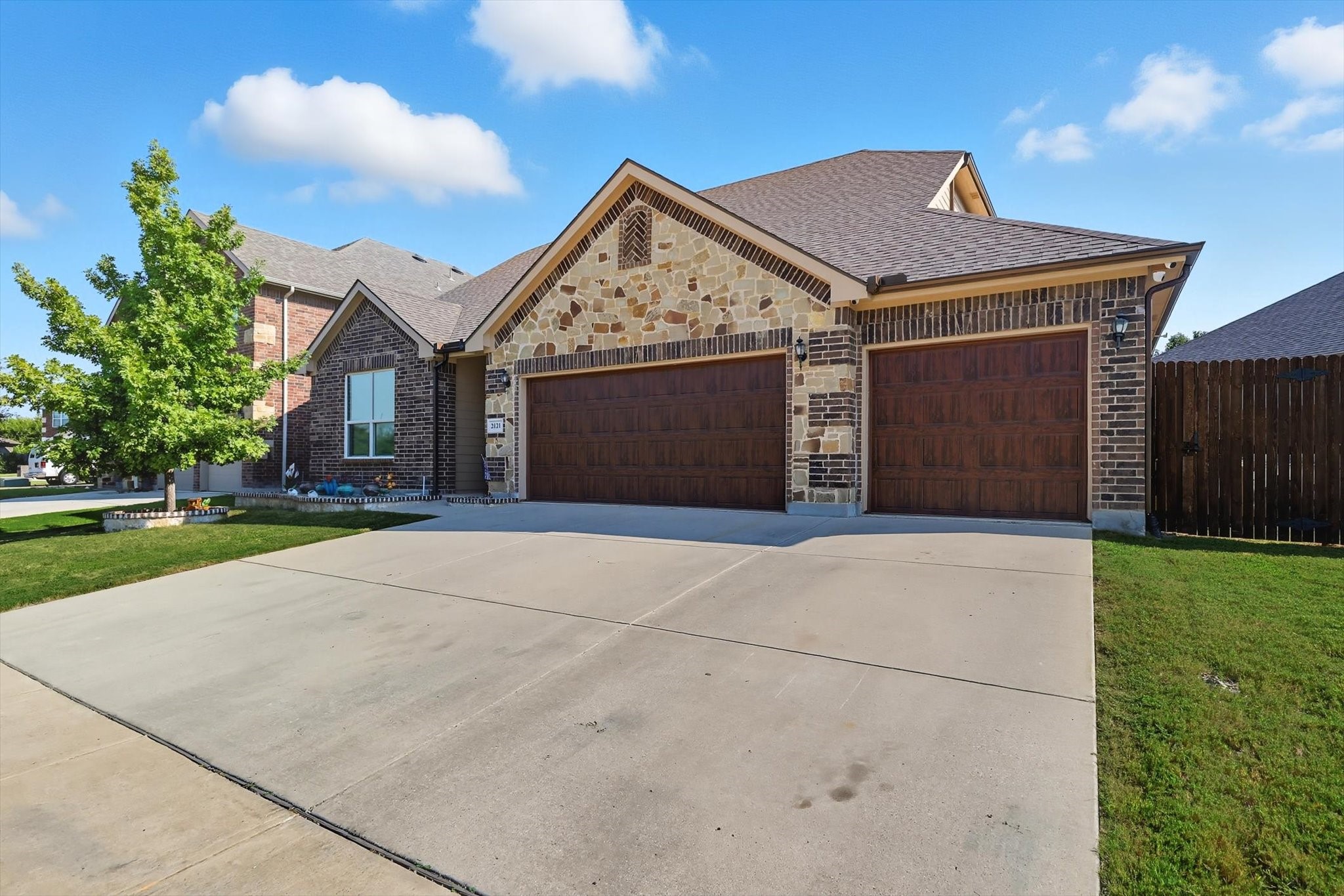 2121 Loreto Drive