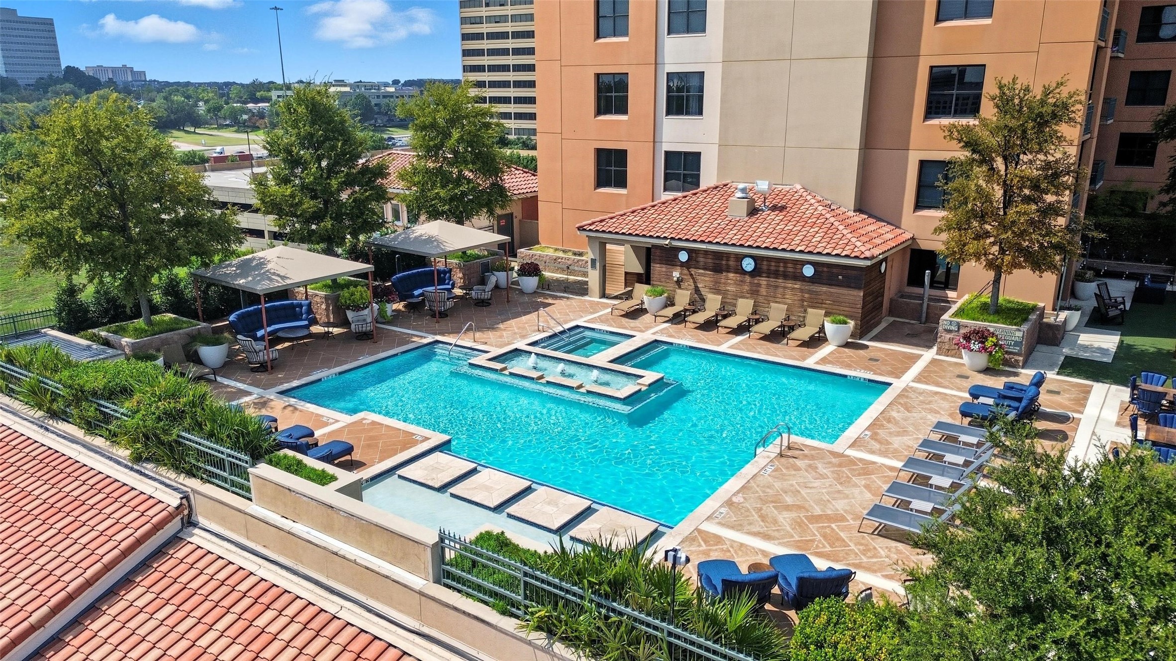330 Las Colinas Boulevard E 274