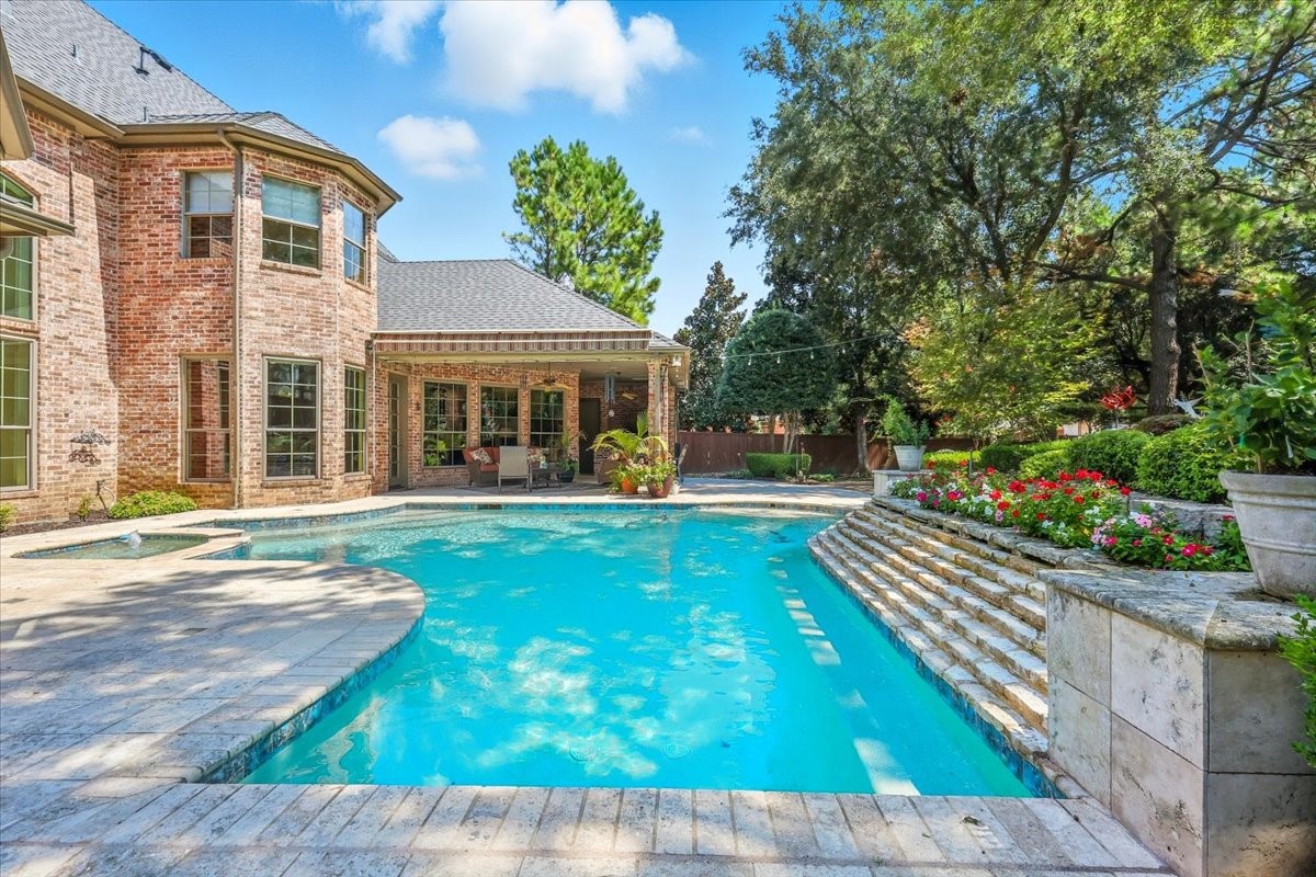 2617 Independence Road