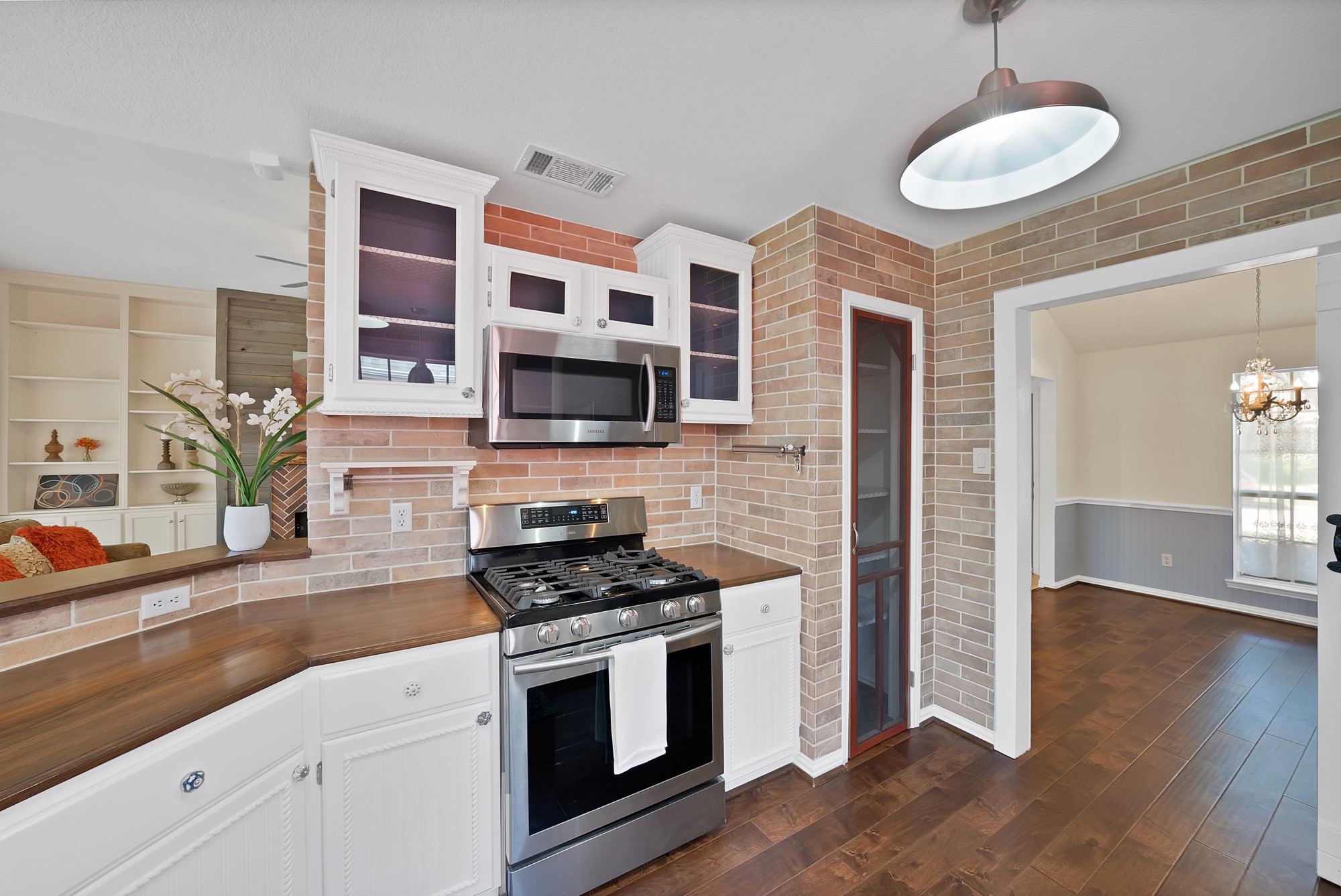 7314 Kingston Drive