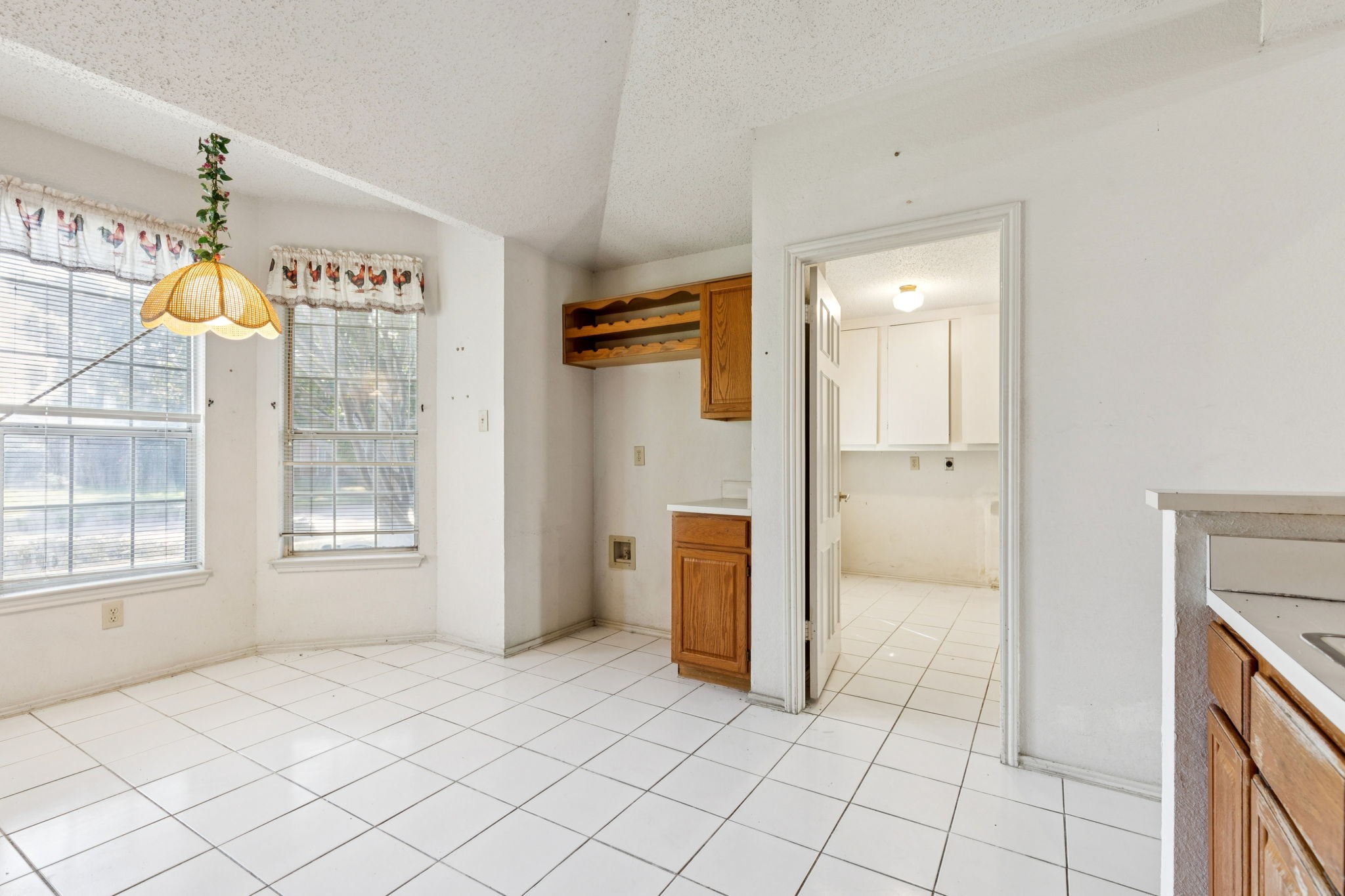 4215 Juniper Lane