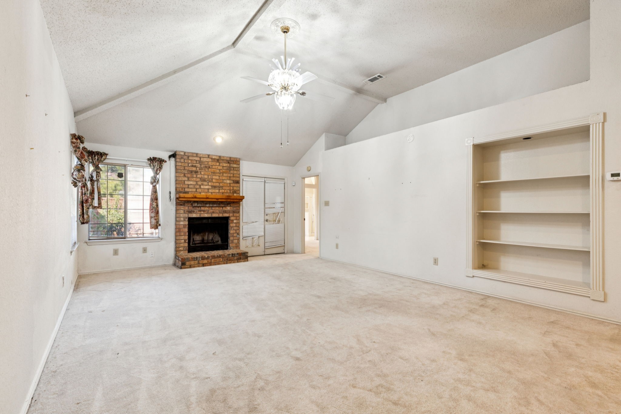 4215 Juniper Lane
