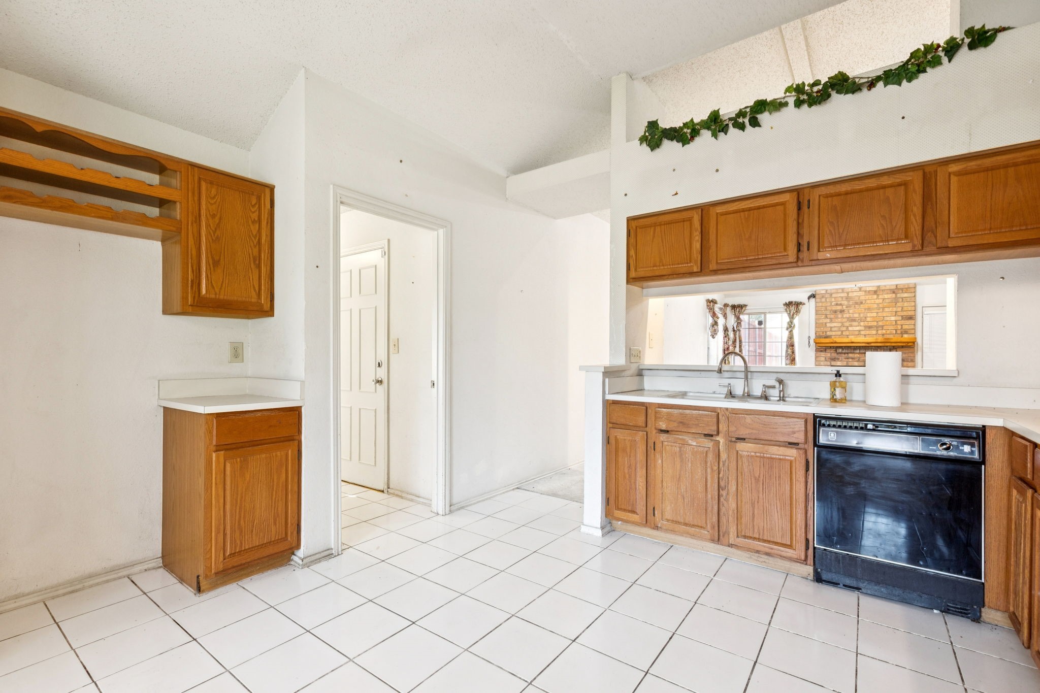 4215 Juniper Lane