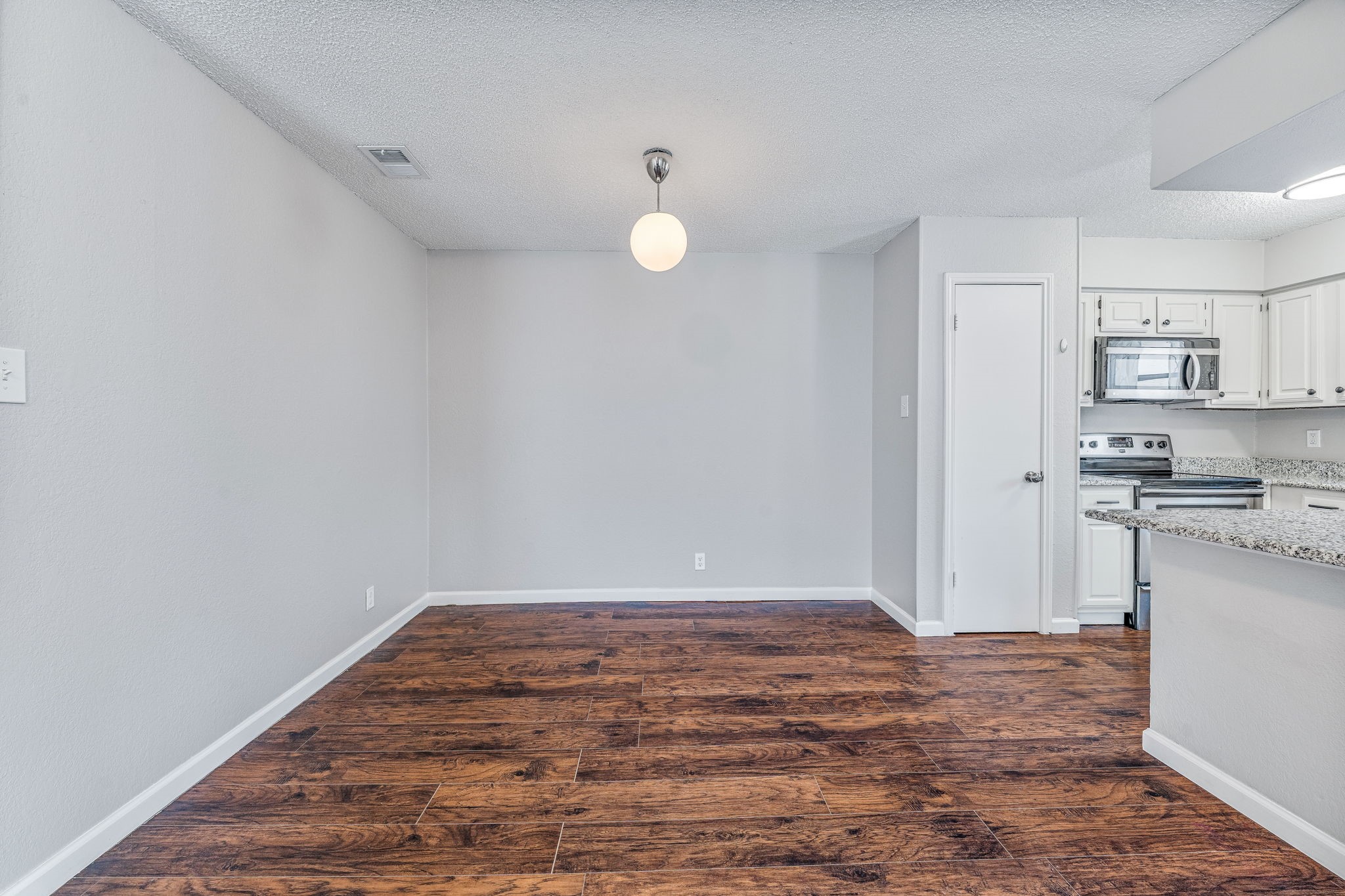 1204 Harwell Drive 2124
