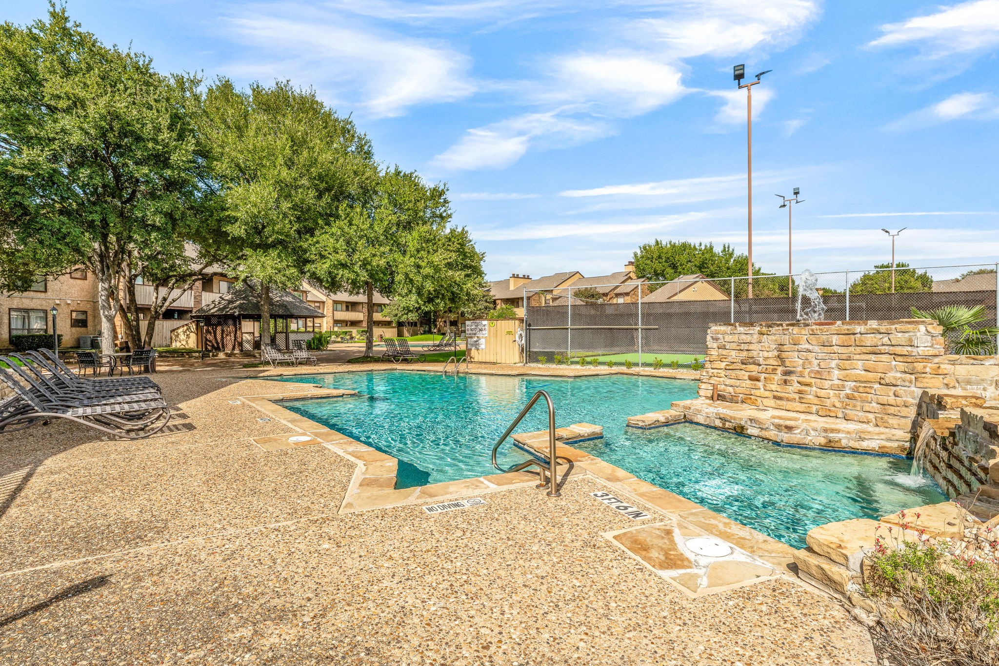 1204 Harwell Drive 2124
