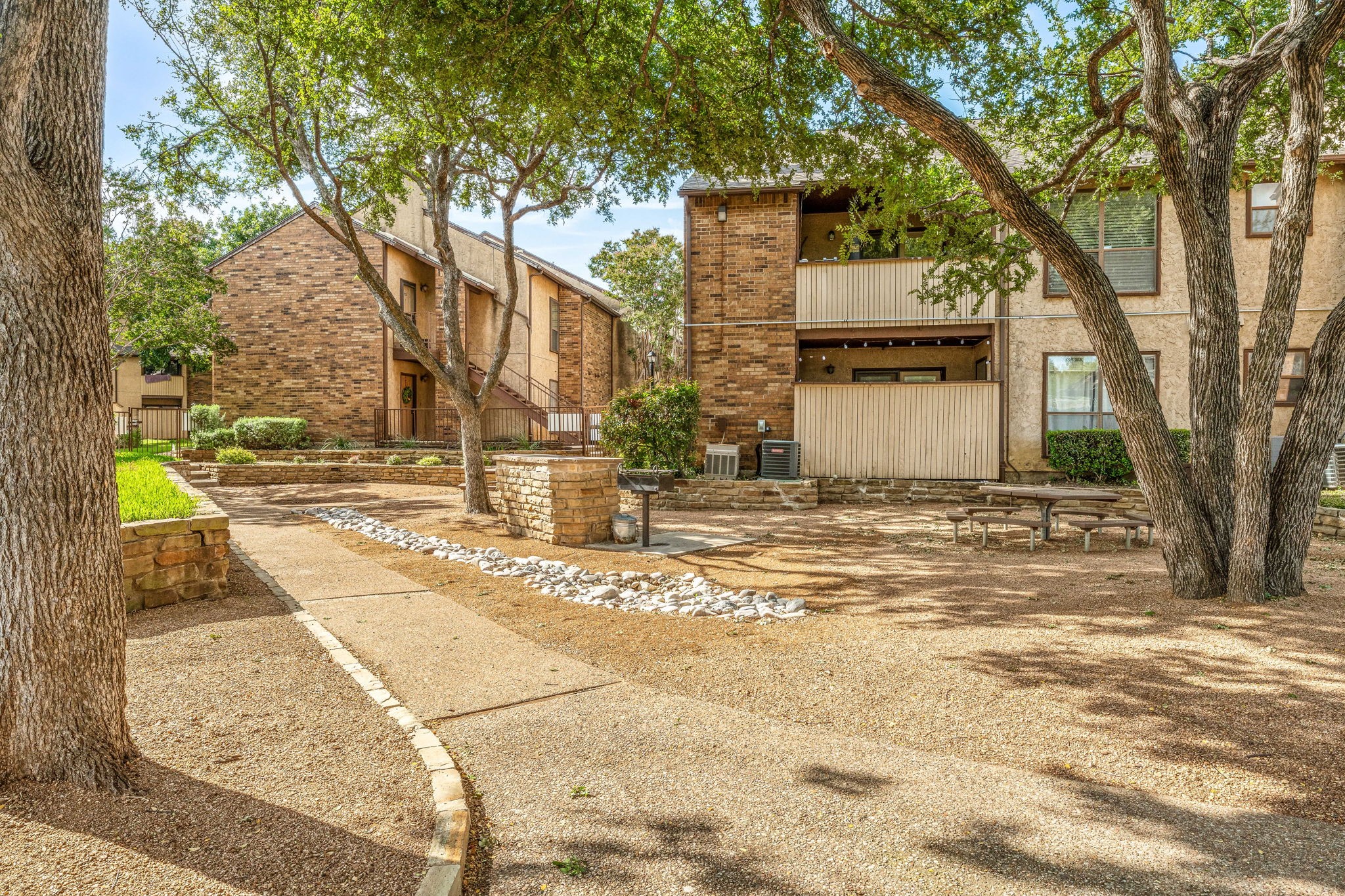 1204 Harwell Drive 2124