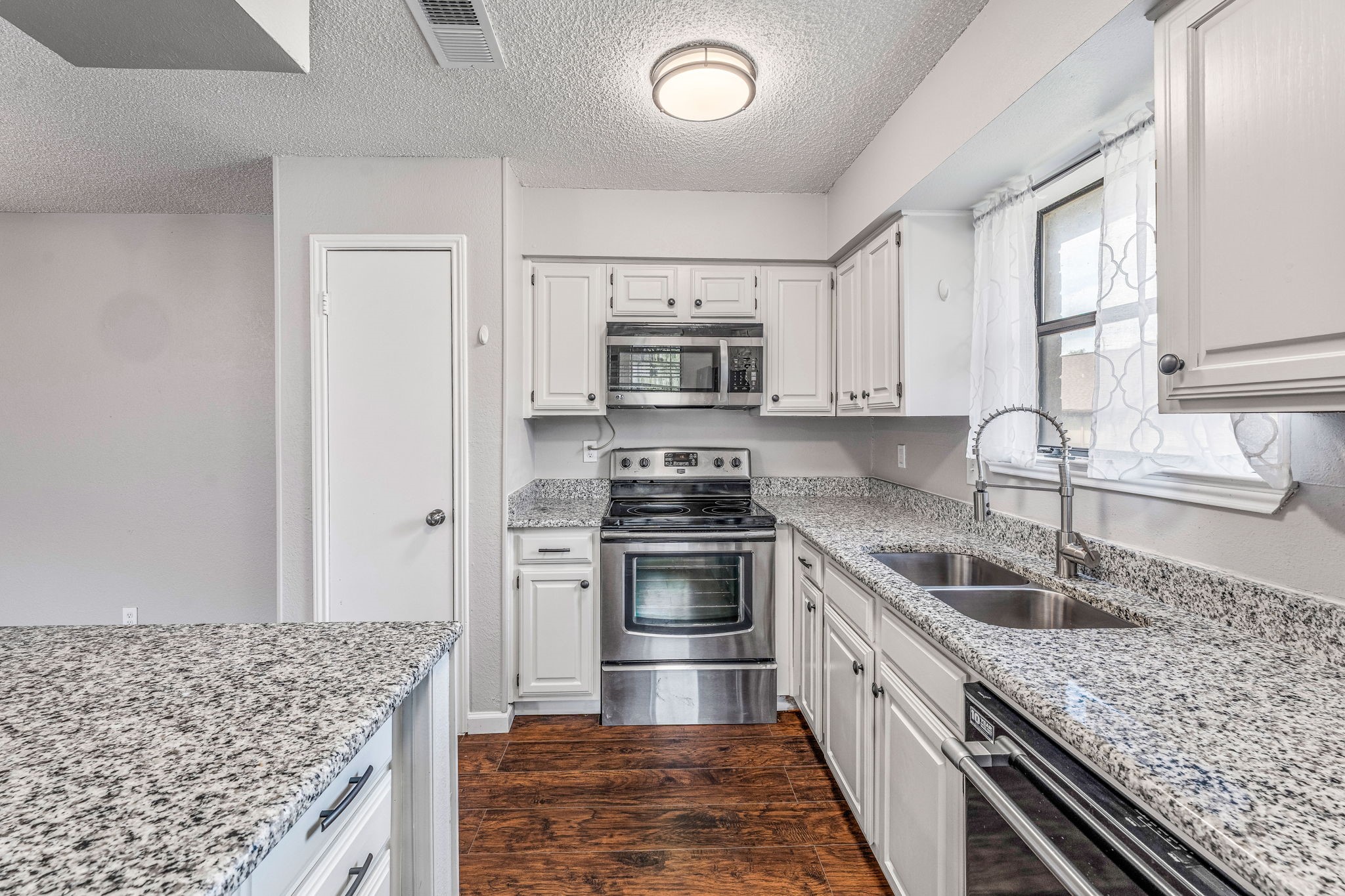 1204 Harwell Drive 2124