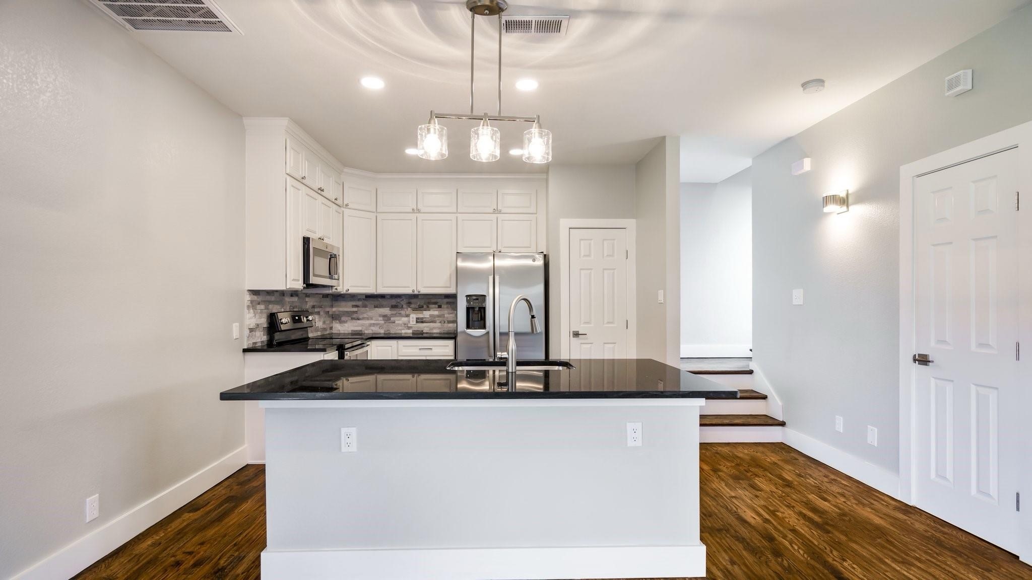 5413 Live Oak